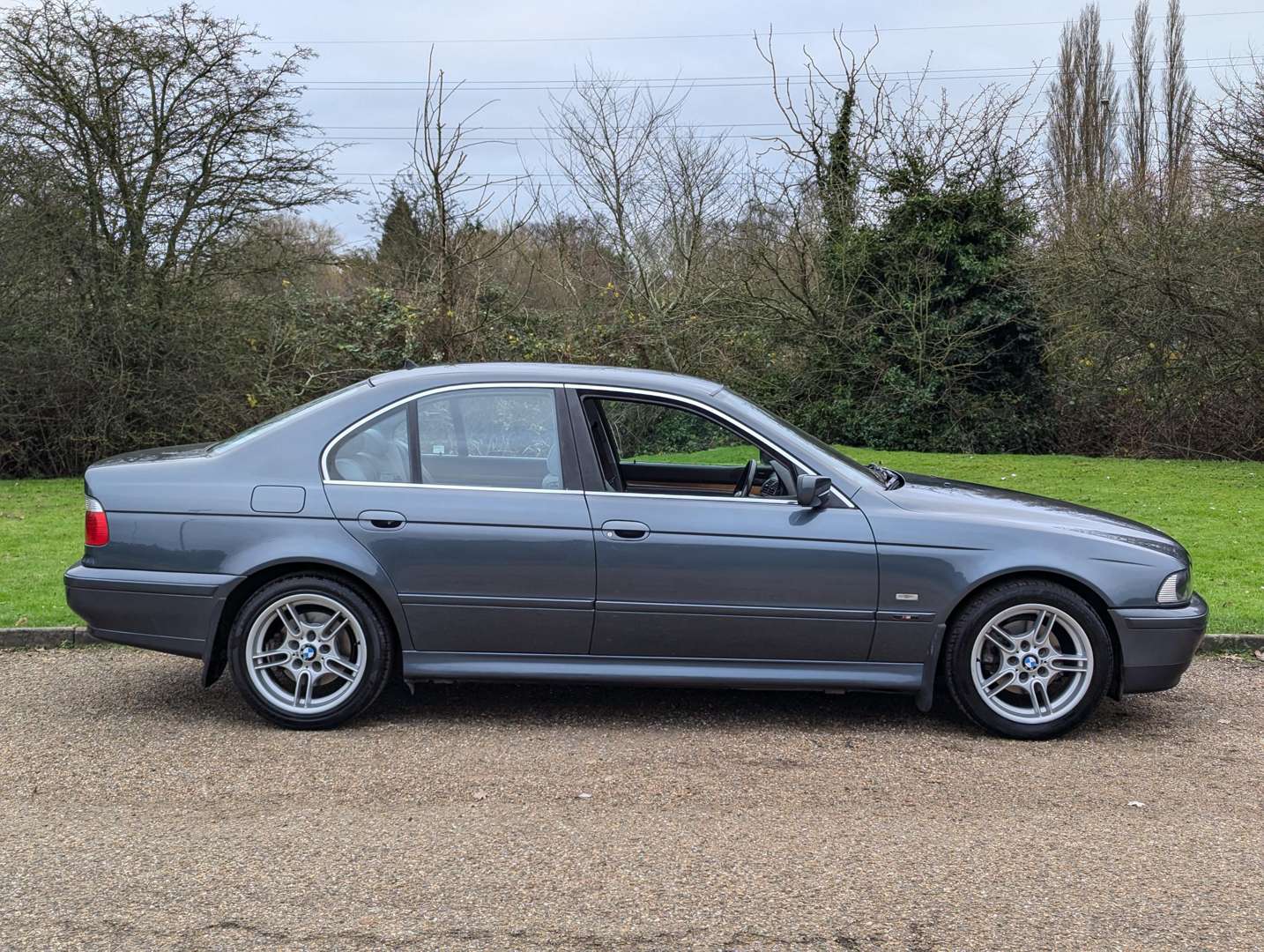 <p>2000 BMW 525I SE AUTO</p>