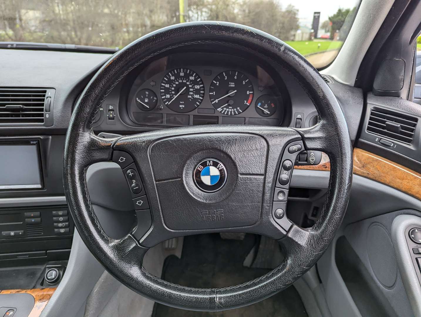 <p>2000 BMW 525I SE AUTO</p>