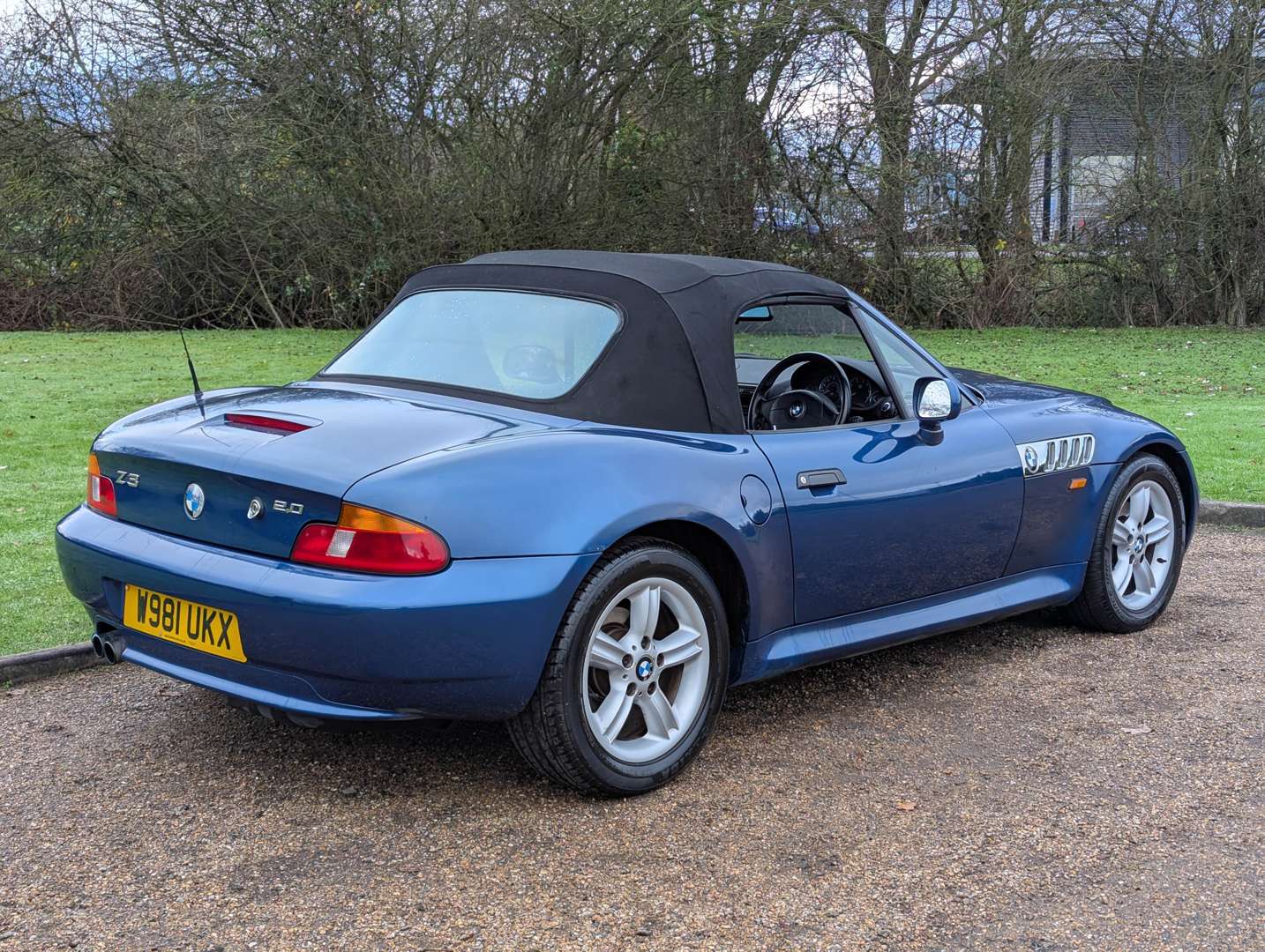 <p>2000 BMW Z3 2.0</p>