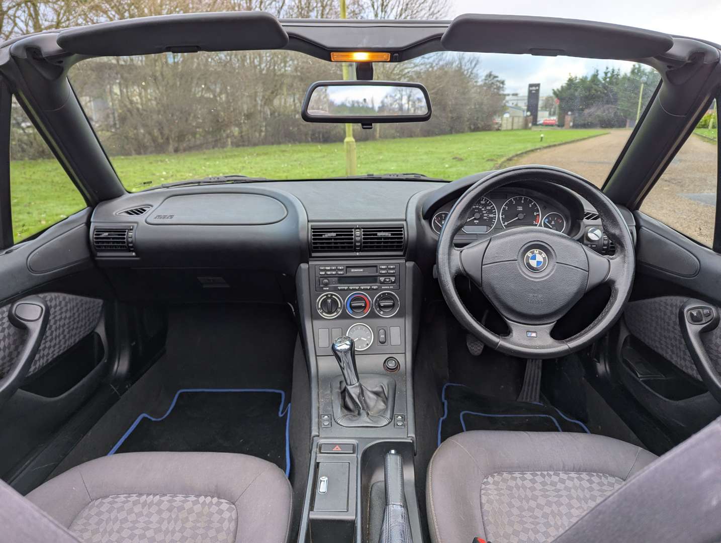 <p>2000 BMW Z3 2.0</p>