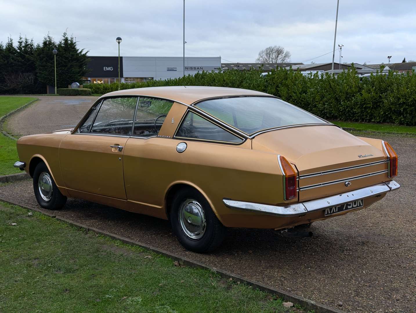 <p>1971 SUNBEAM ALPINE COUPE</p>