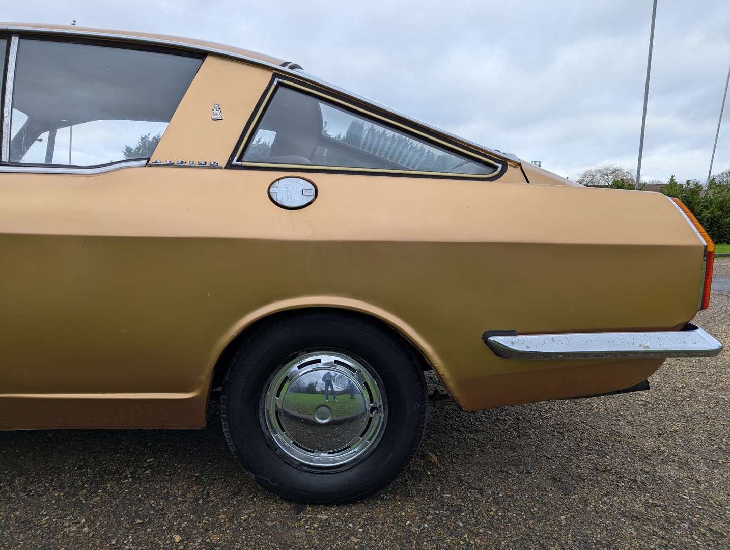 <p>1971 SUNBEAM ALPINE COUPE</p>