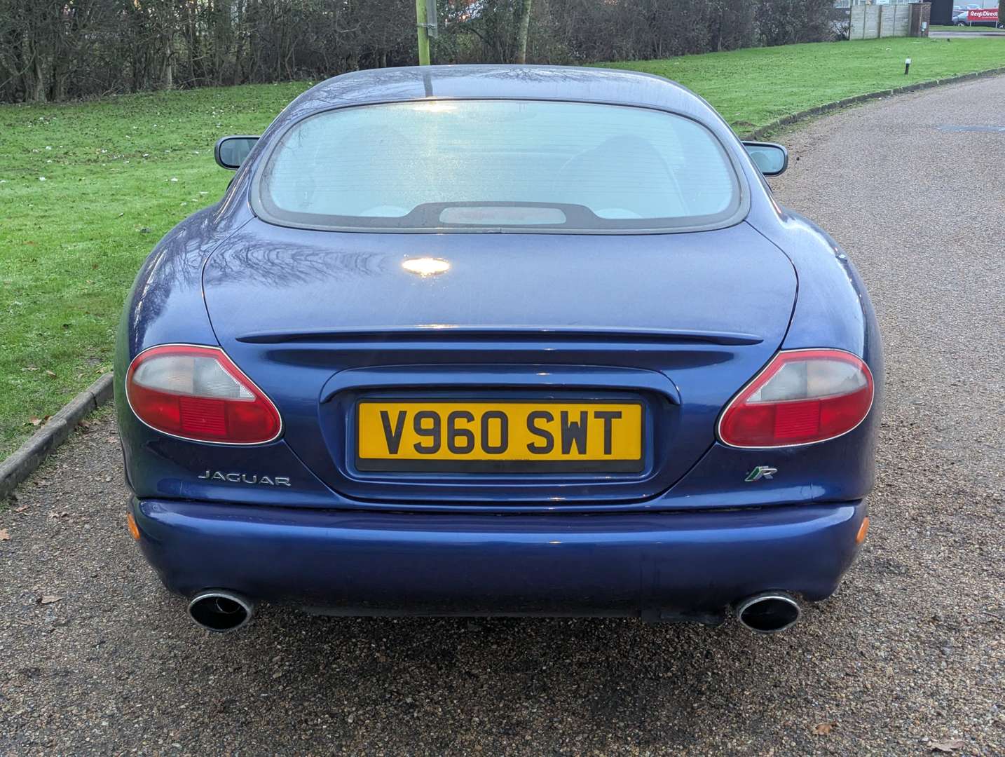 <p>1999 JAGUAR XKR 4.0 AUTO</p>