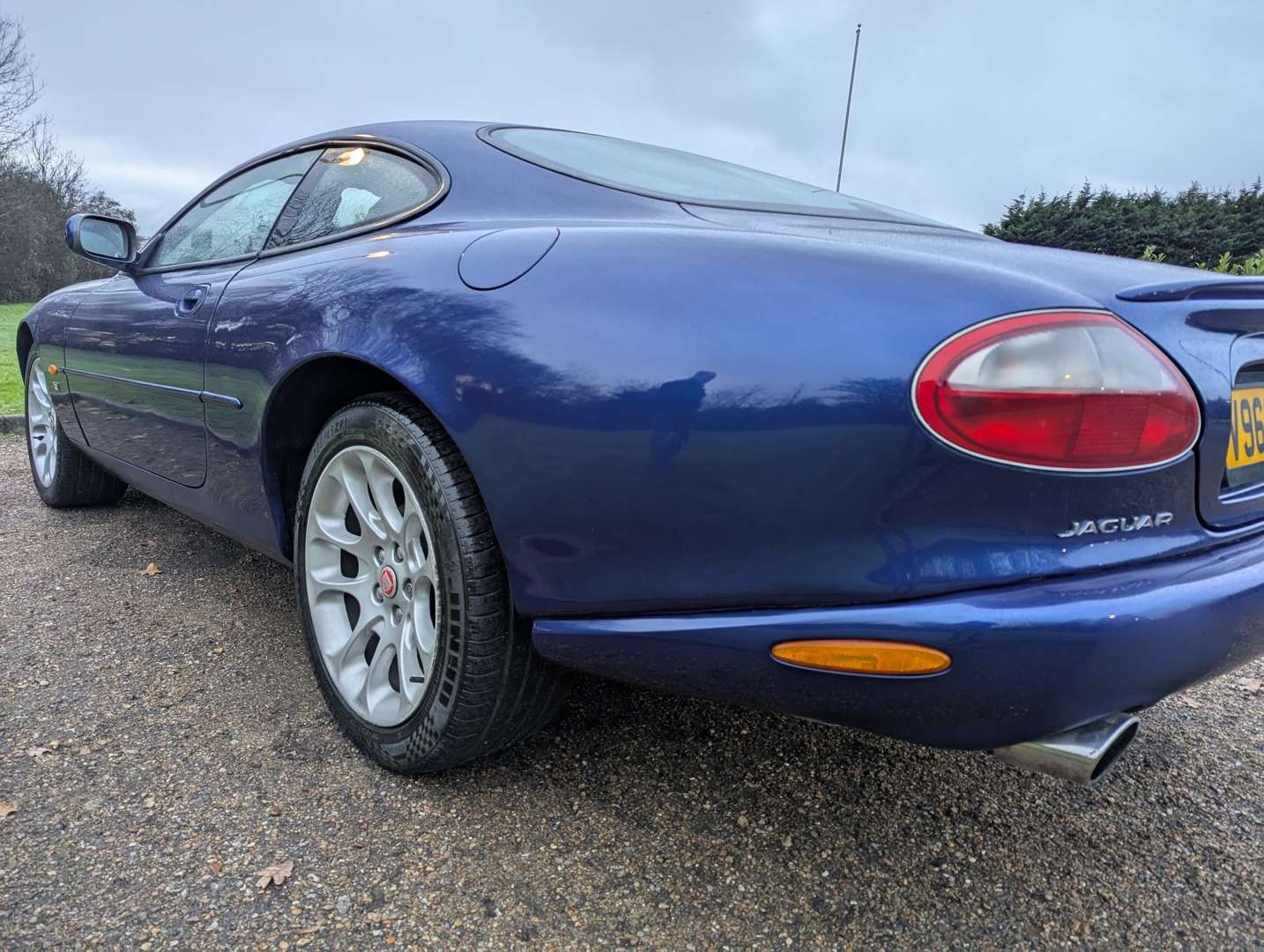 <p>1999 JAGUAR XKR 4.0 AUTO</p>