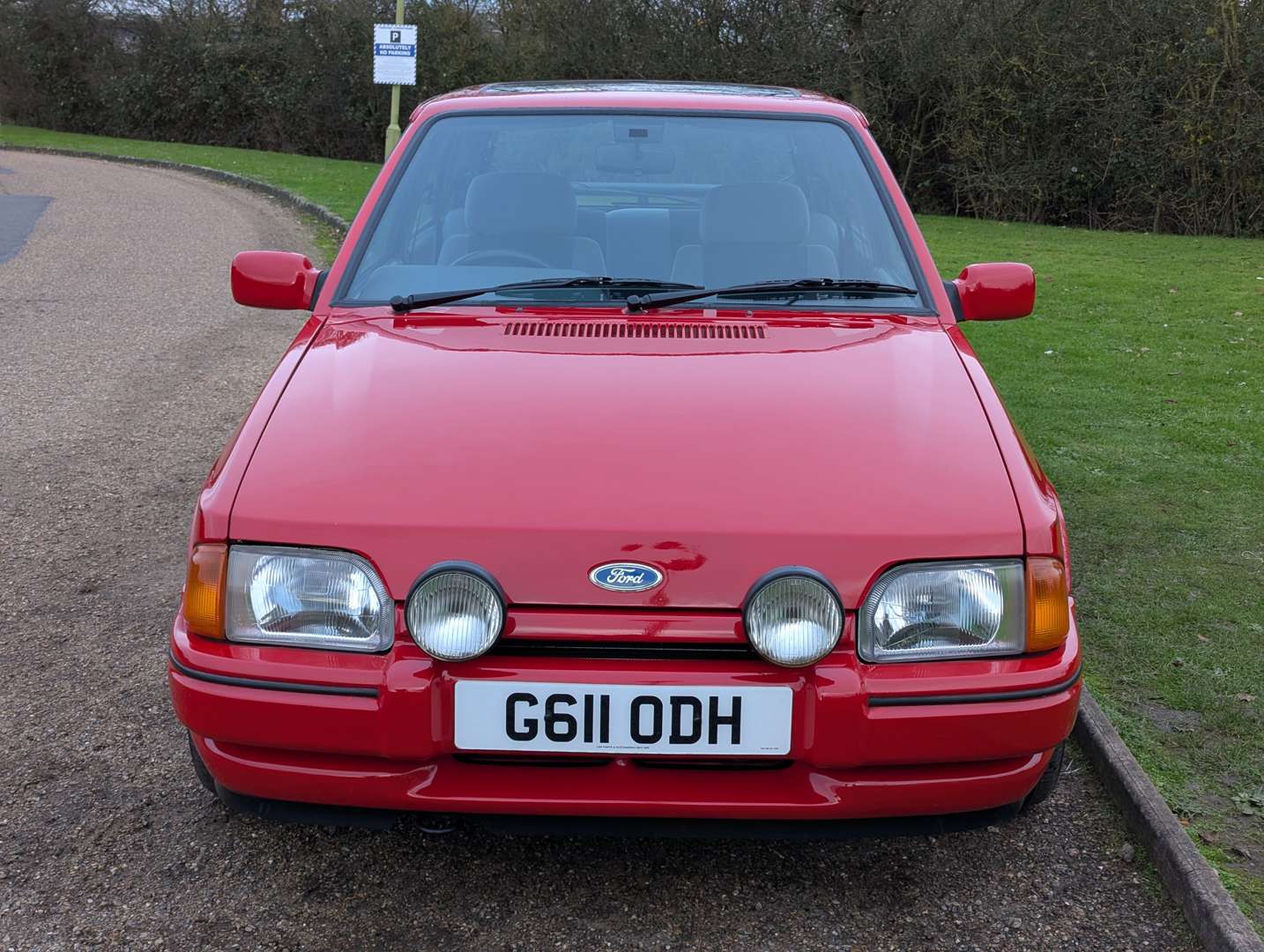 <p>1989 FORD ESCORT XR3I</p>