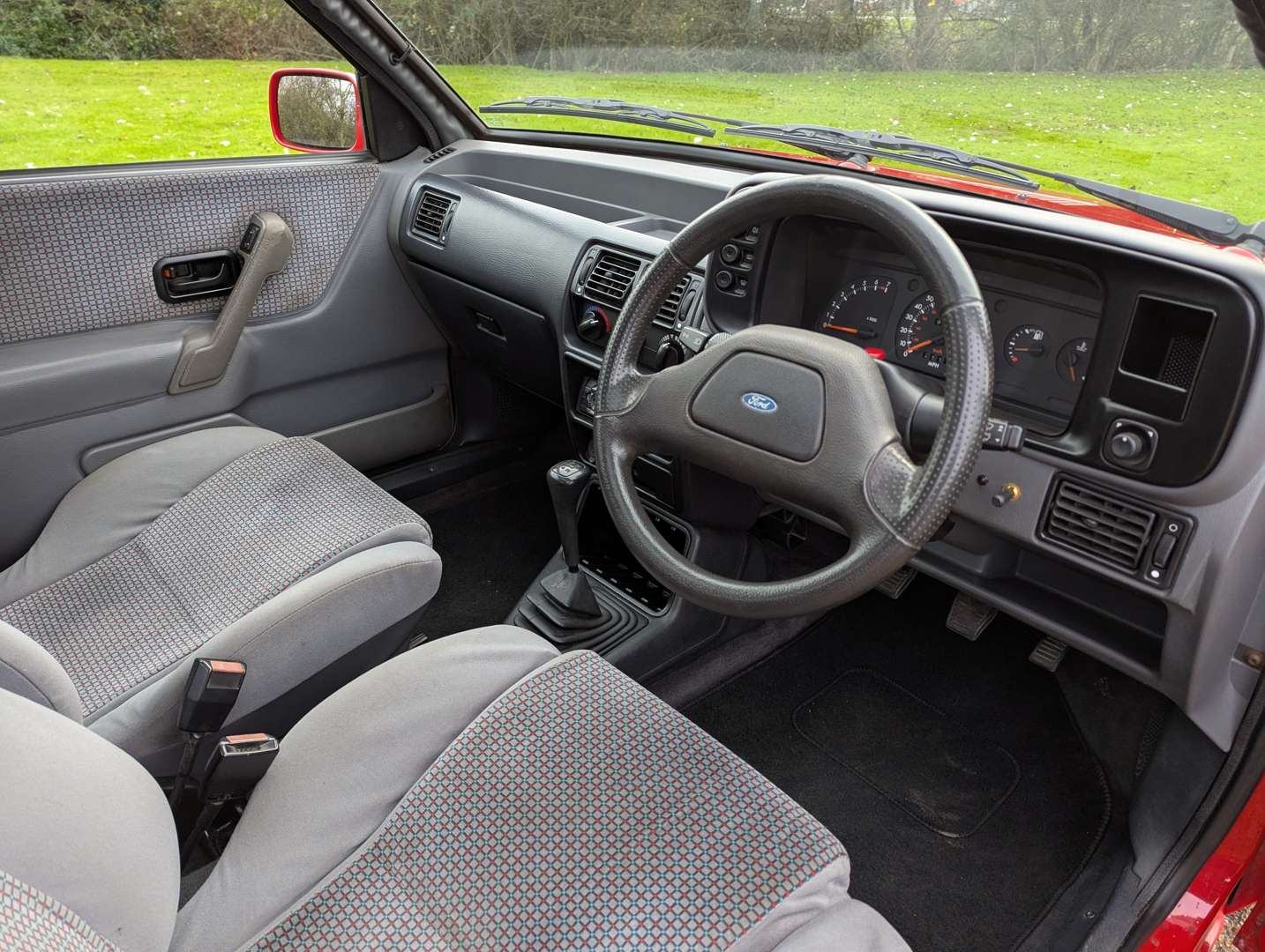 <p>1989 FORD ESCORT XR3I</p>