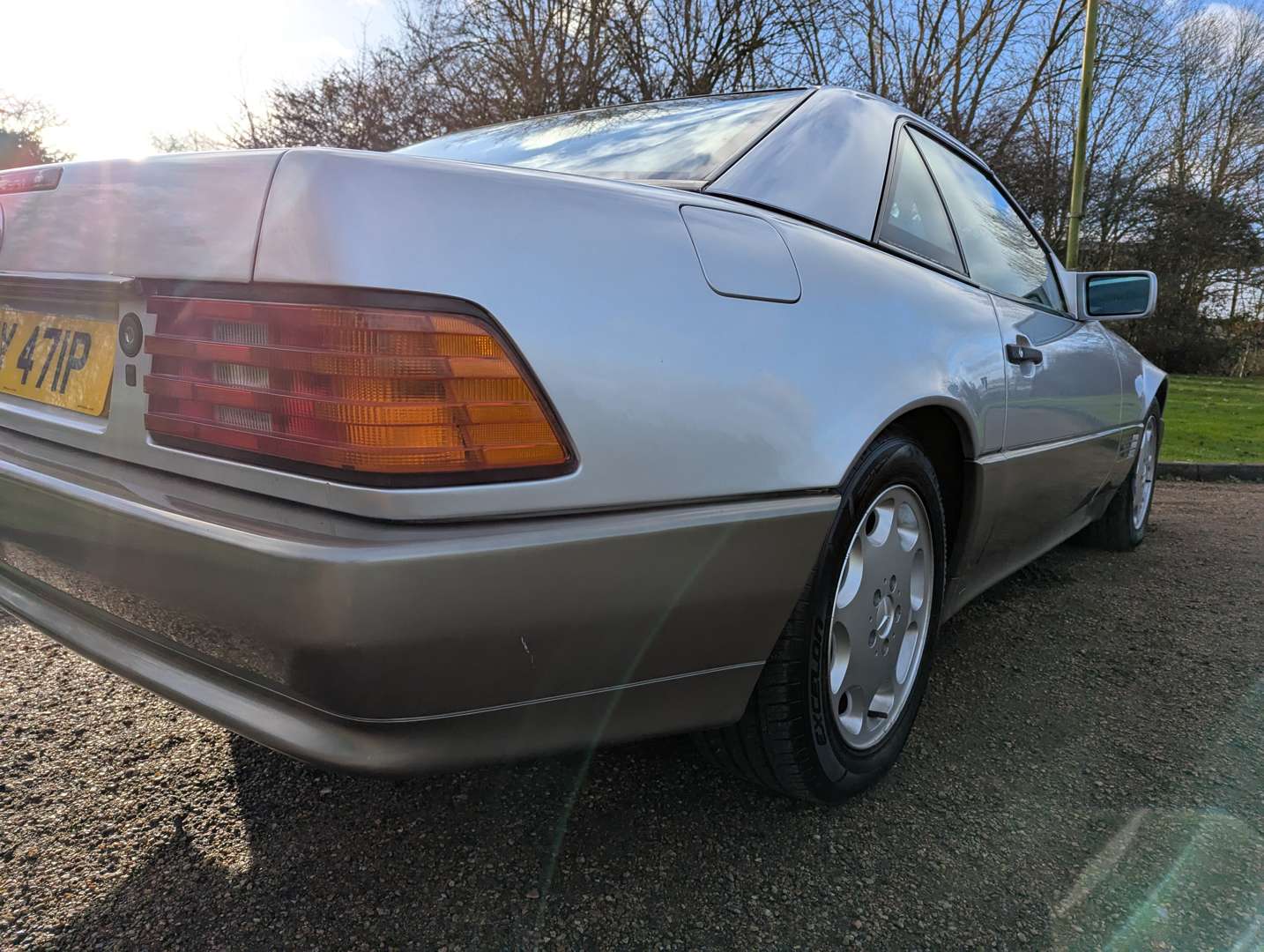 <p>1994 MERCEDES SL 320 AUTO</p>