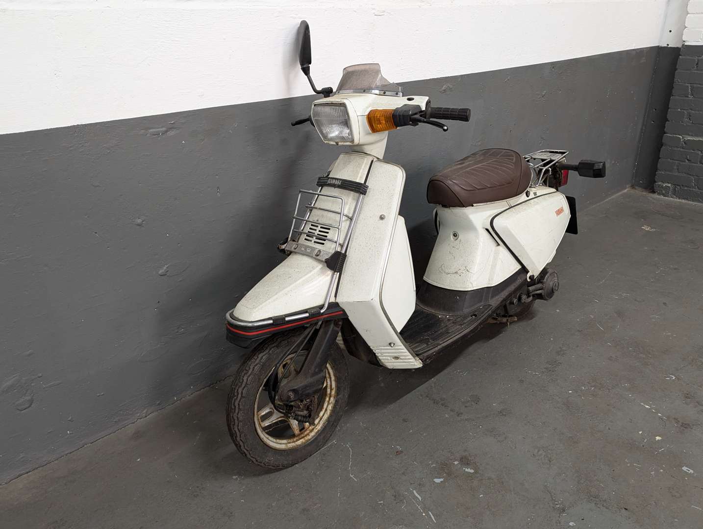 <p>1986 YAMAHA SALIENT 50CC</p>