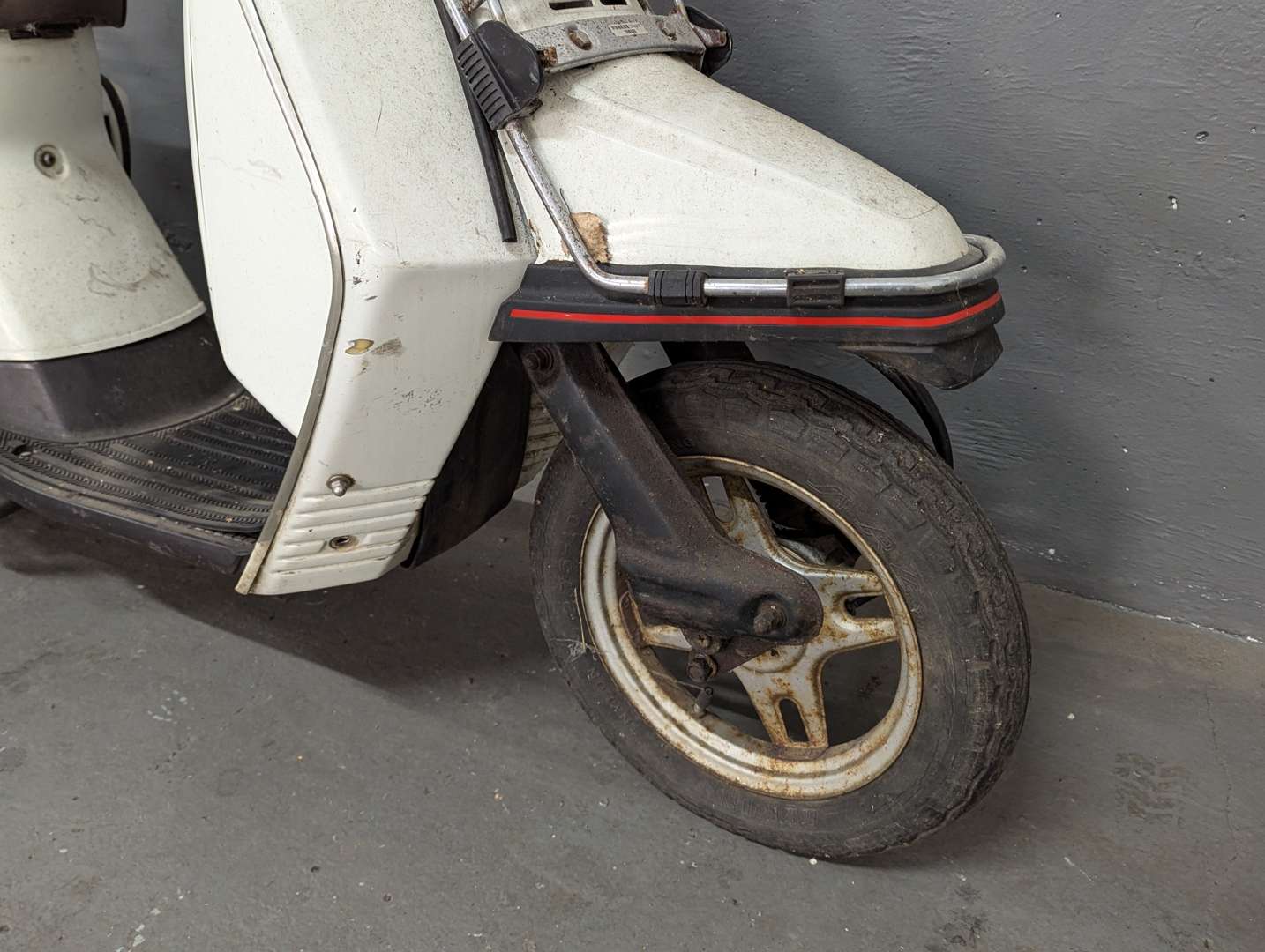 <p>1986 YAMAHA SALIENT 50CC</p>