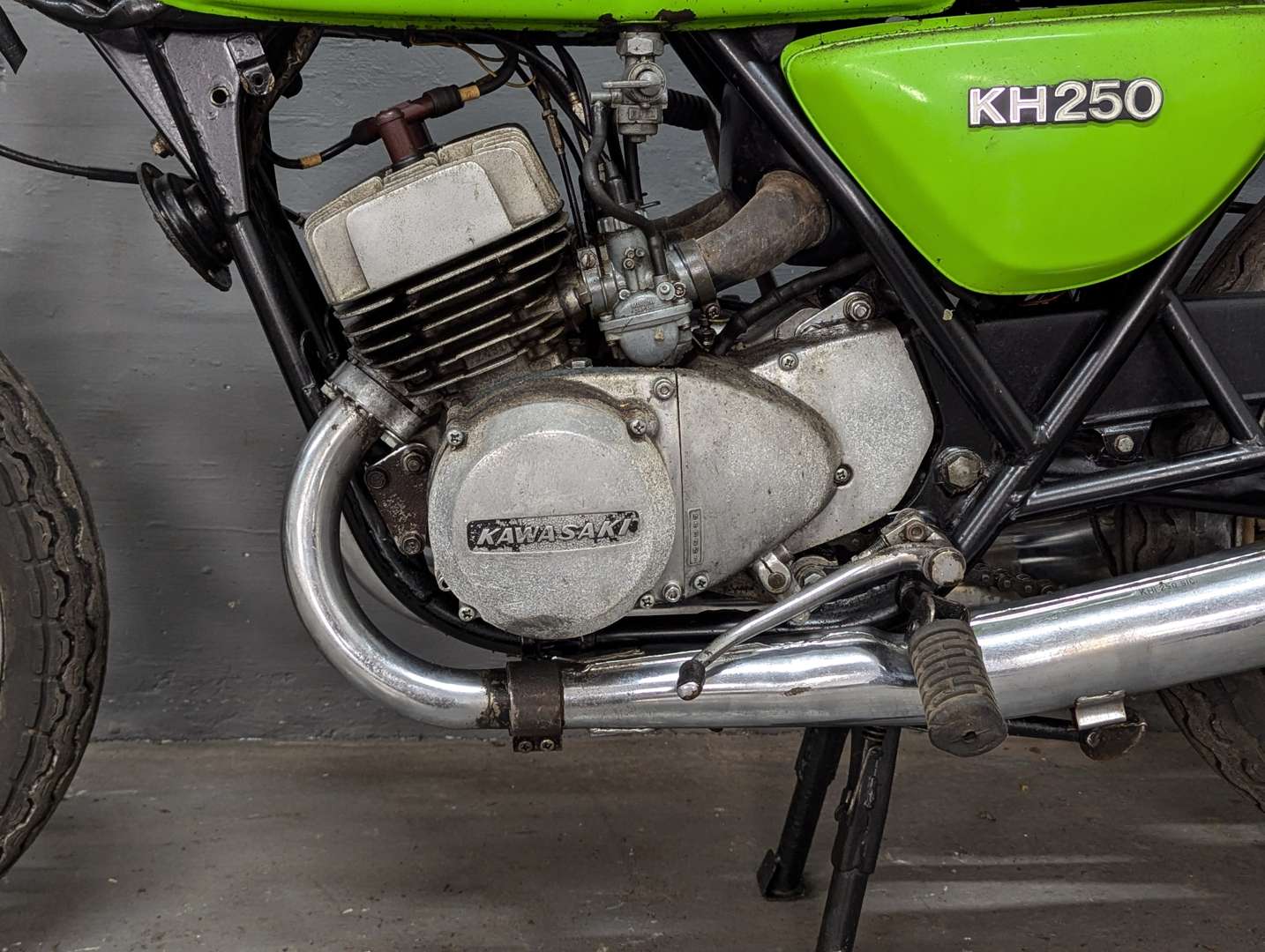 <p>1979 KAWASAKI KH250 B</p>