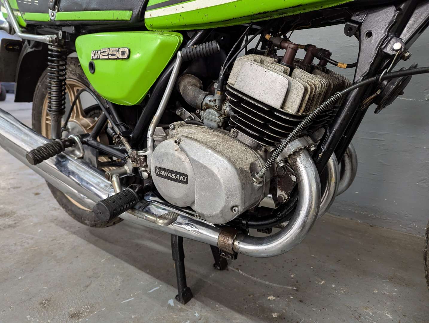 <p>1979 KAWASAKI KH250 B</p>