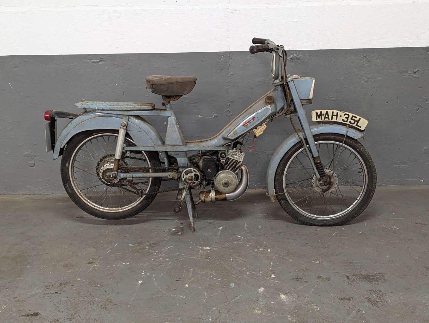 <p>1973 MOBYLETTE MOTOBECANE</p>