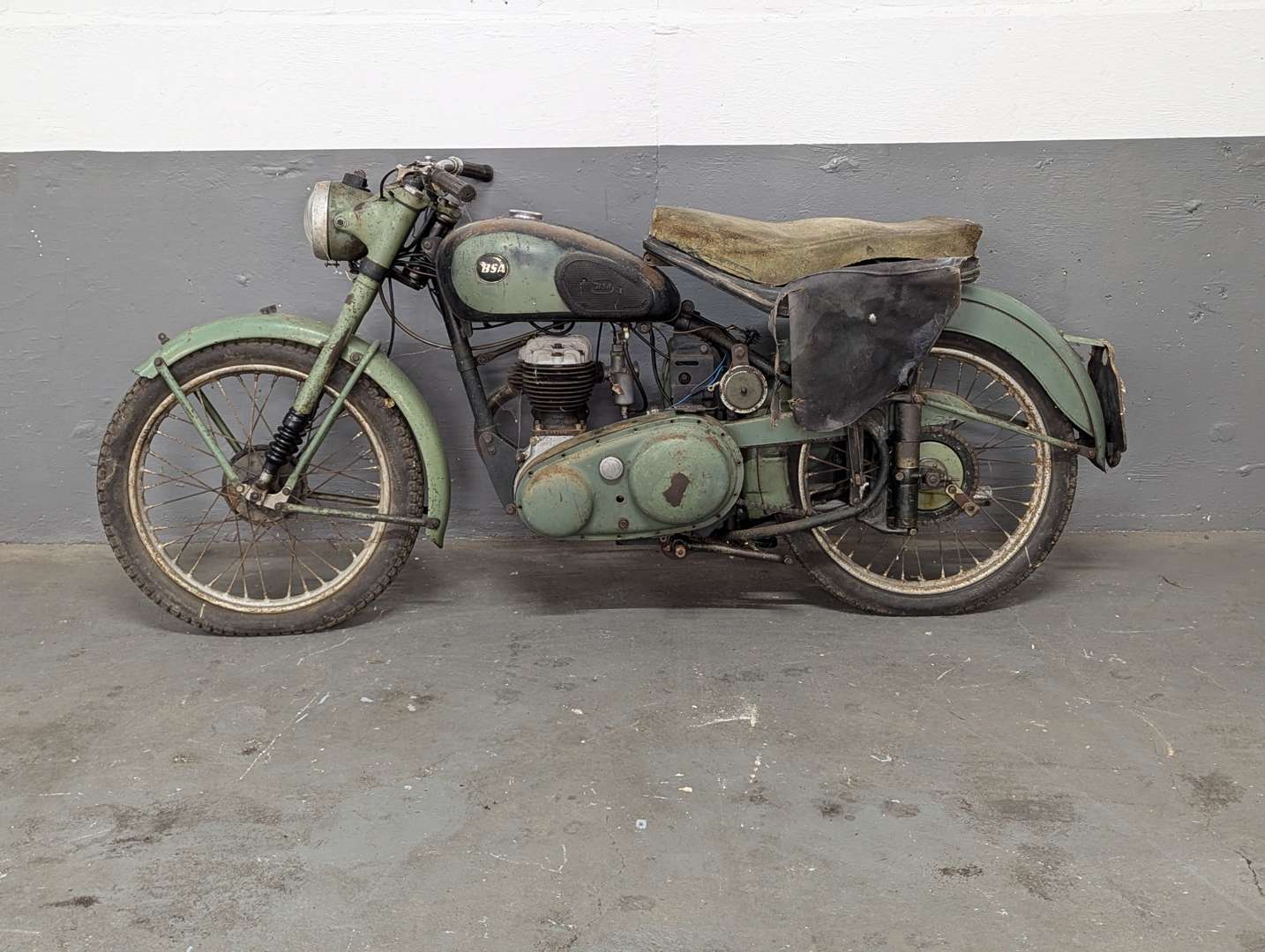 <p>1954 BSA 250CC</p>