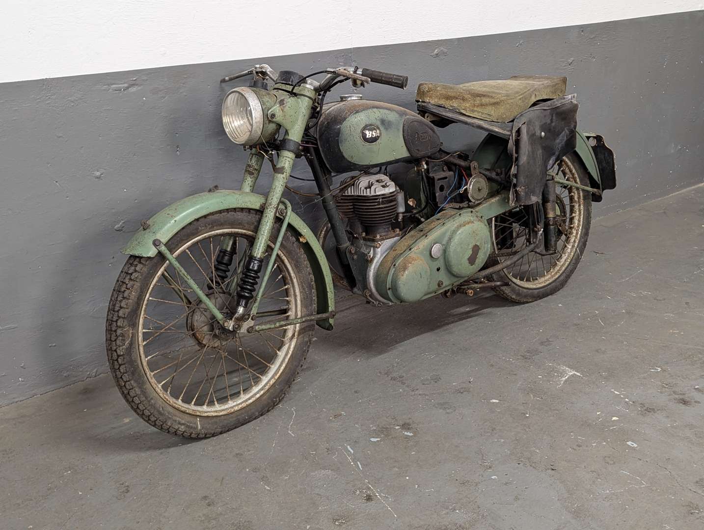 <p>1954 BSA 250CC</p>