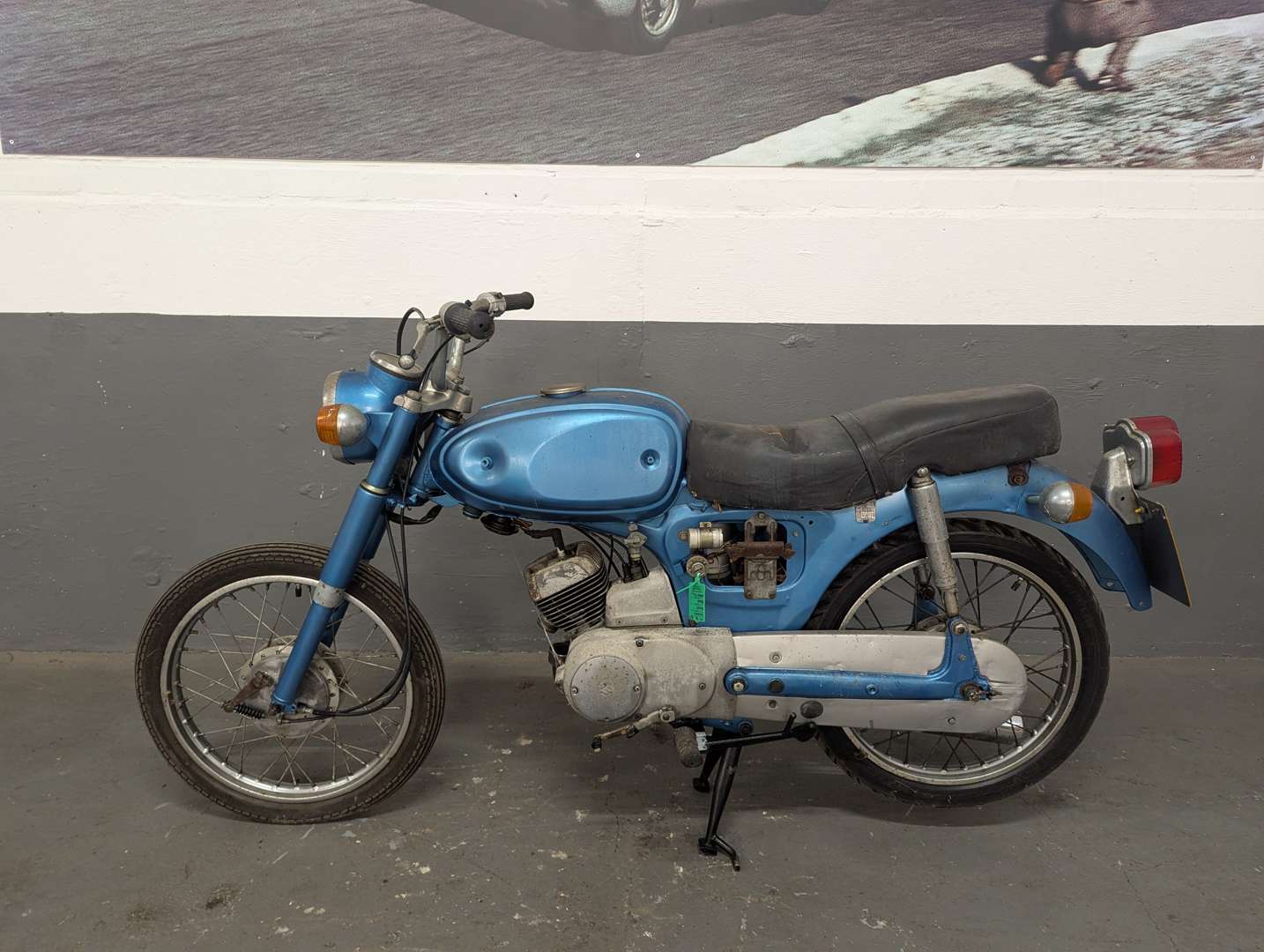 <p>1972 SUZUKI 120 CCI</p>