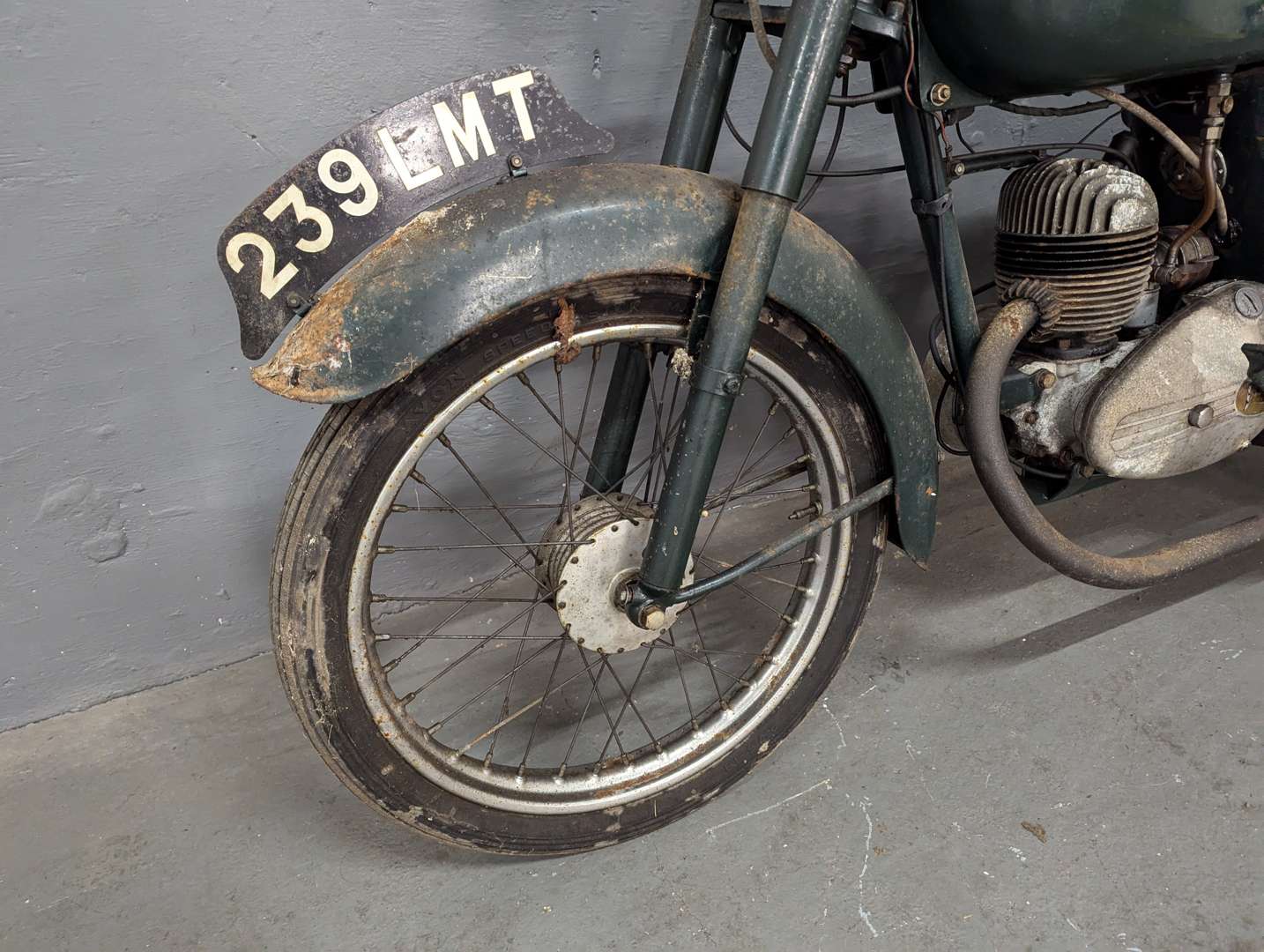 <p>1957 FRANCIS BARNET 150CC</p>