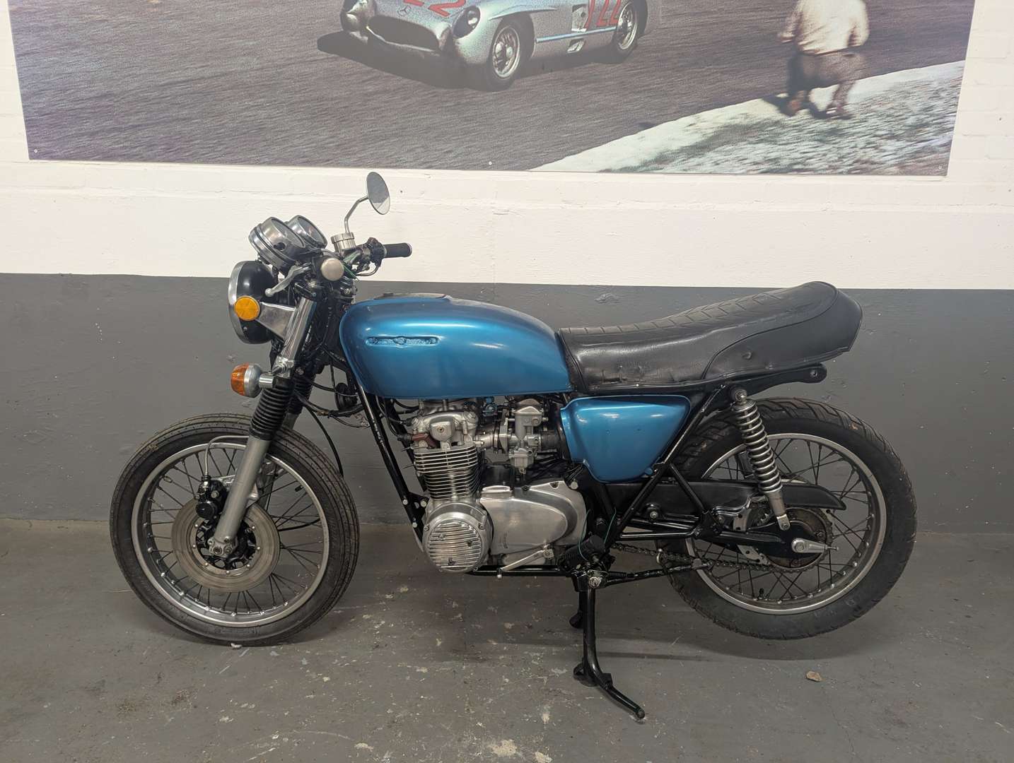 <p>1976 HONDA CB550</p>