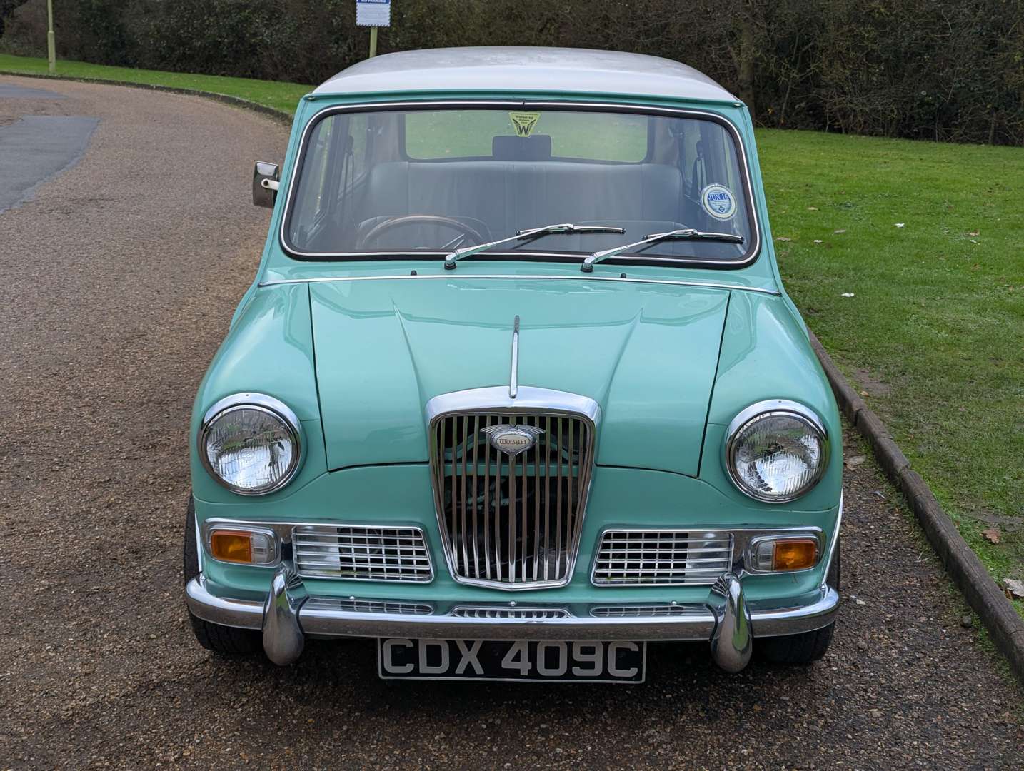 <p>1965 WOLSELEY HORNET MKII</p>