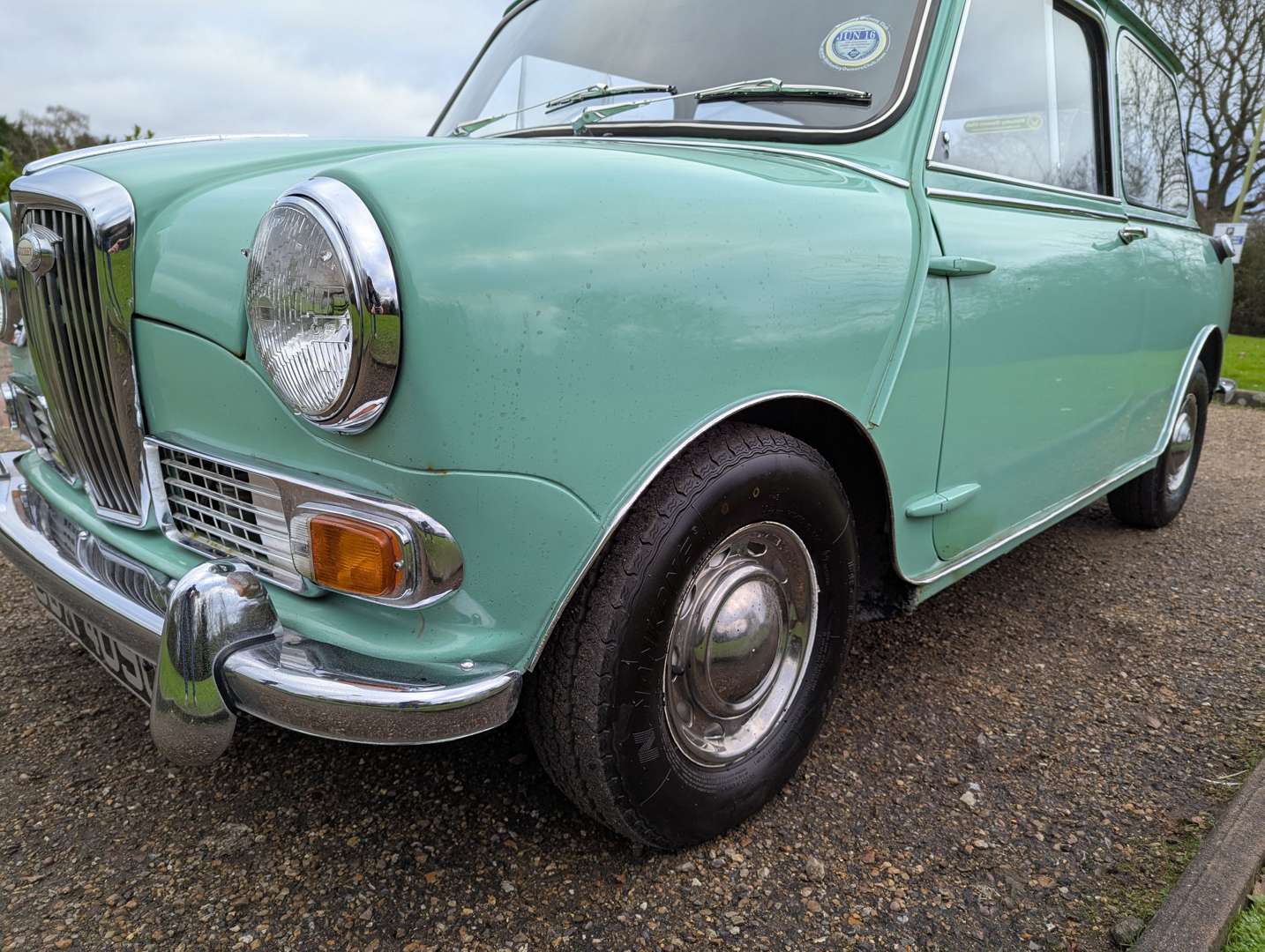 <p>1965 WOLSELEY HORNET MKII</p>