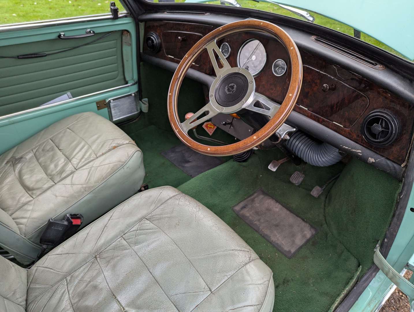 <p>1965 WOLSELEY HORNET MKII</p>