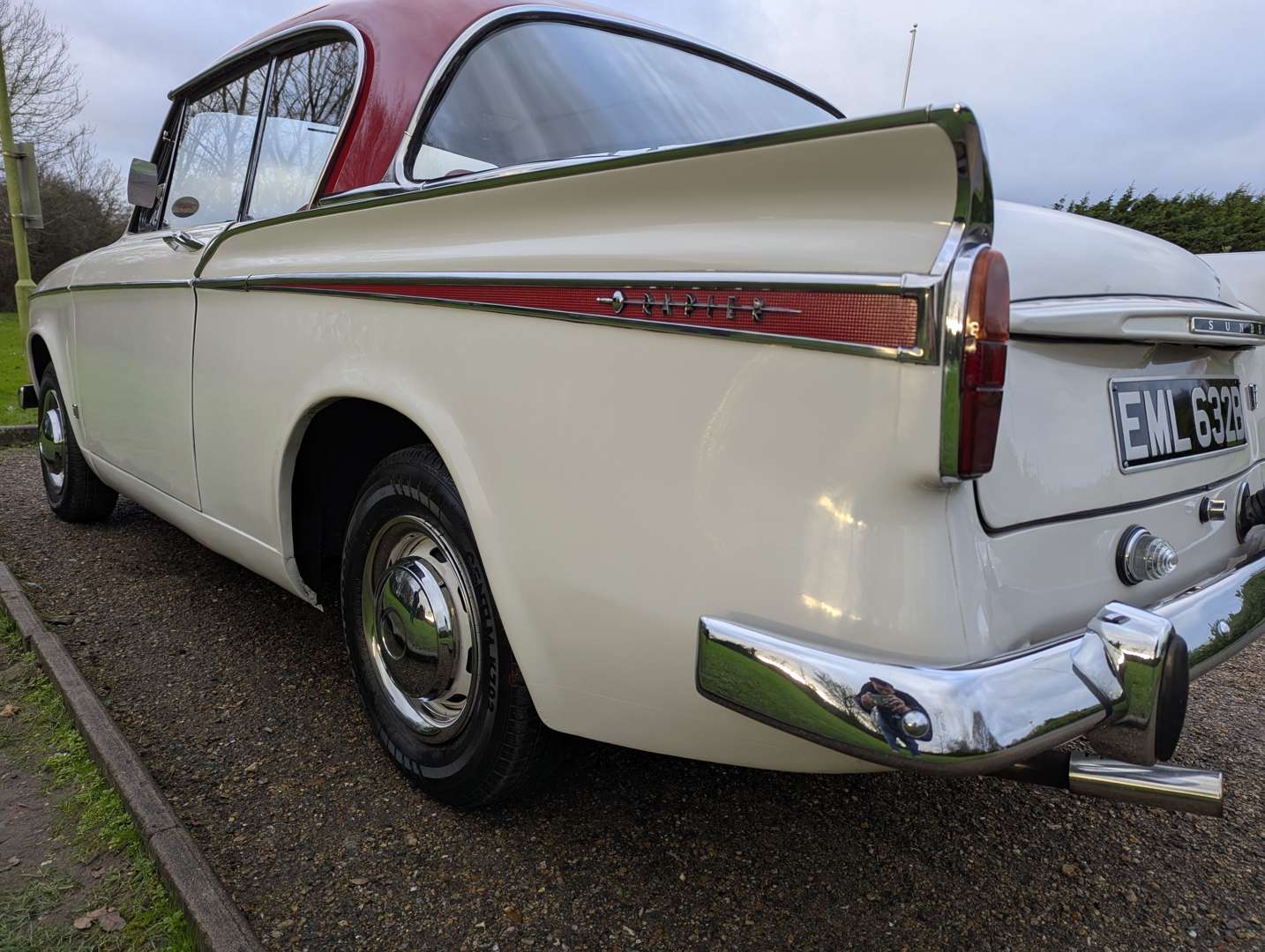 <p>1964 SUNBEAM RAPIER</p>