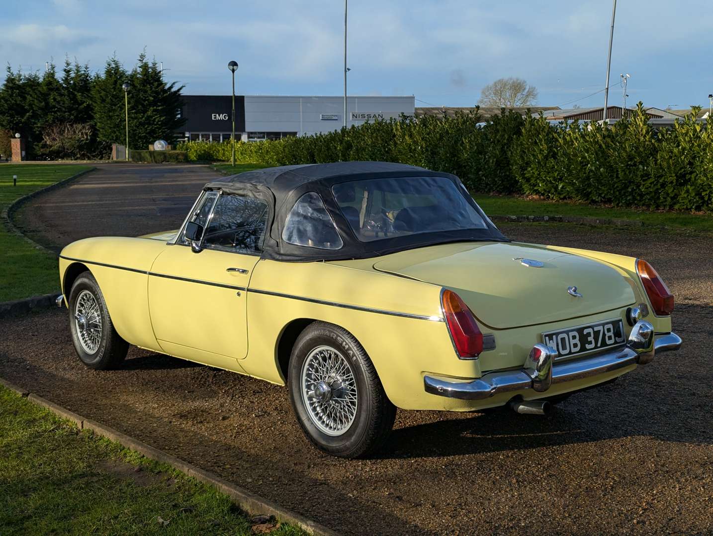 <p>1970 MG B ROADSTER</p>