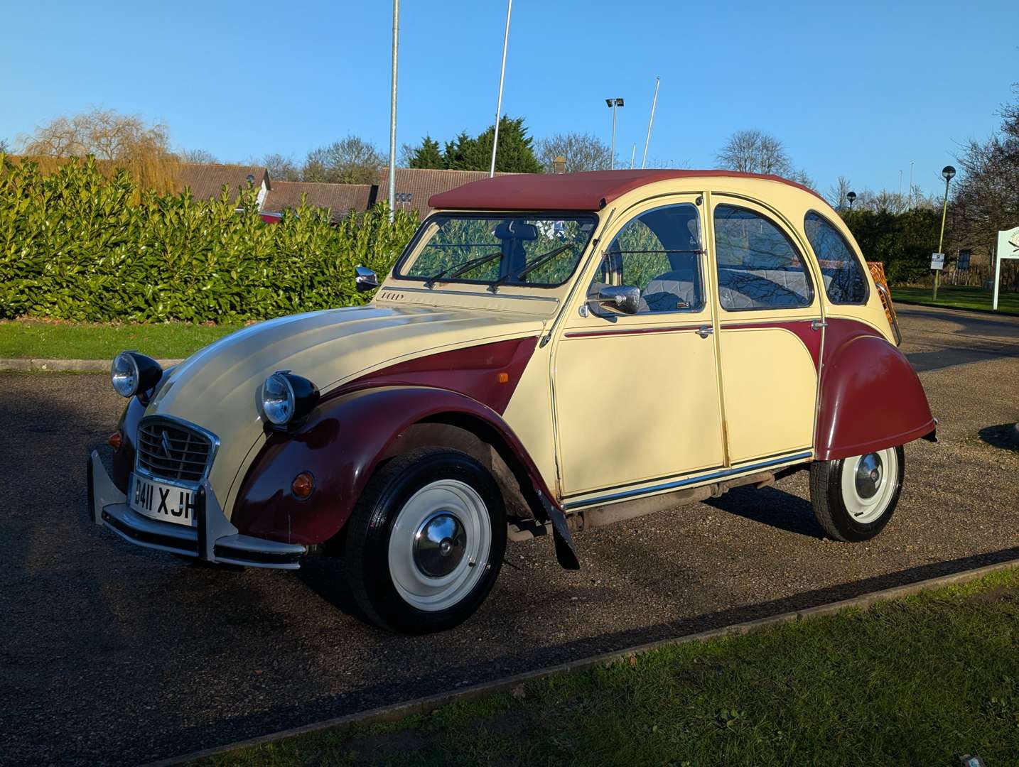 <p>1987 CITROEN 2CV6 DOLLY</p>