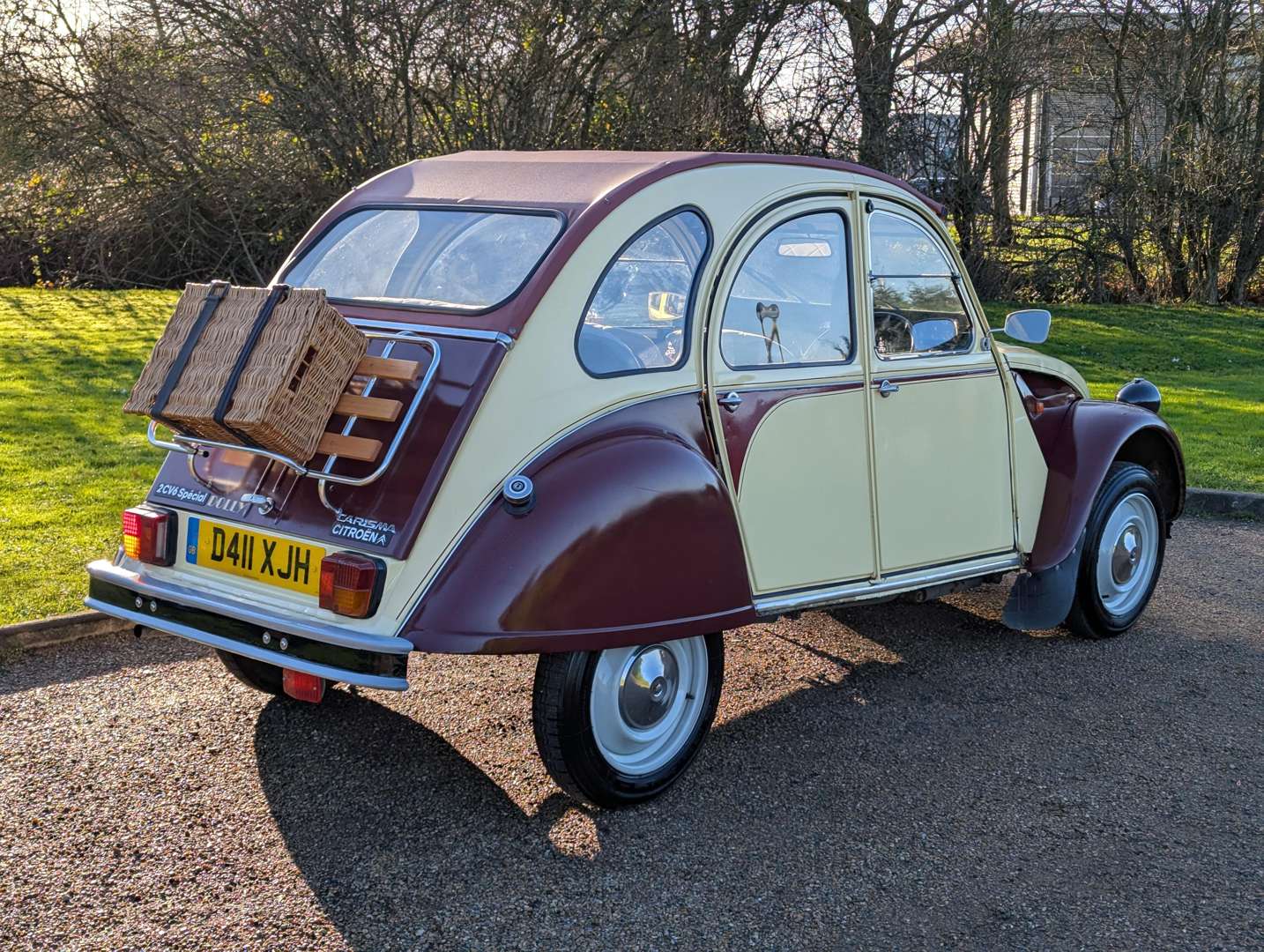 <p>1987 CITROEN 2CV6 DOLLY</p>