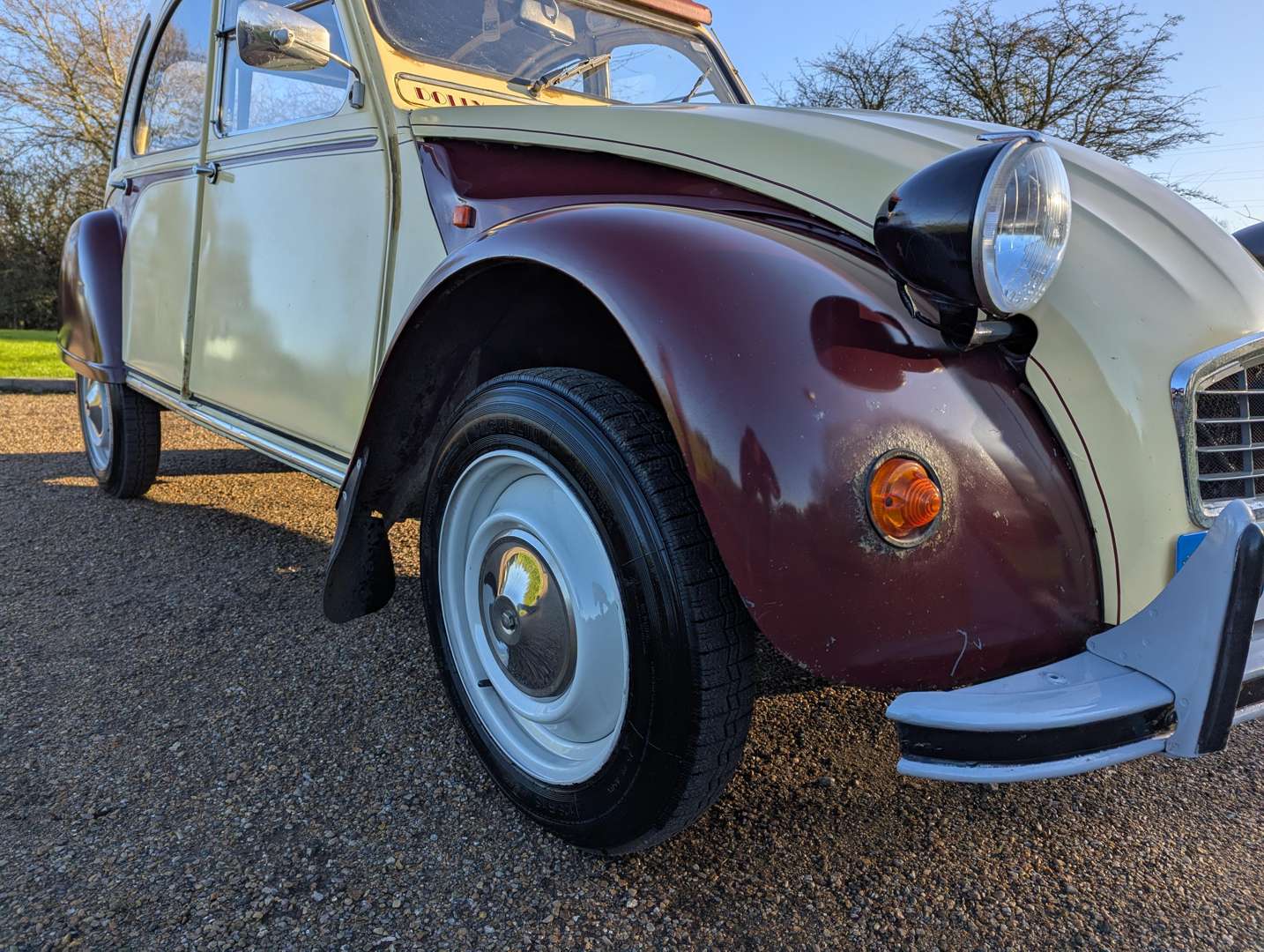 <p>1987 CITROEN 2CV6 DOLLY</p>