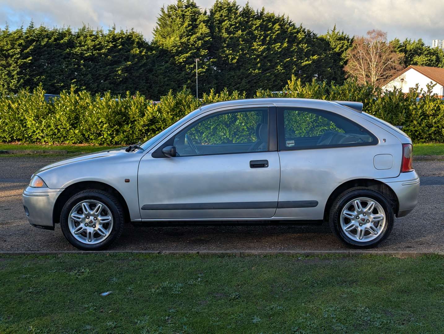 <p>1998 ROVER 214S</p>