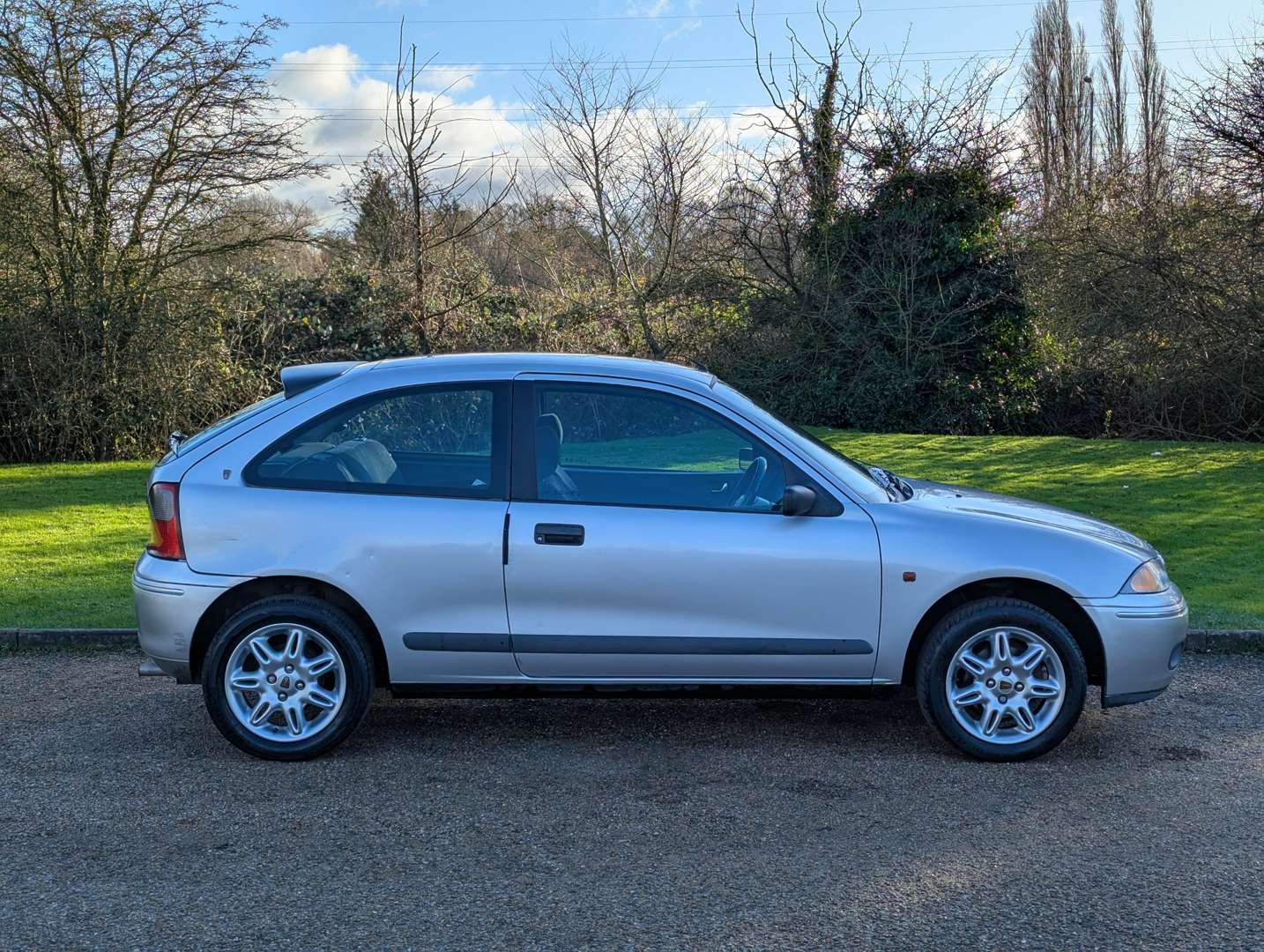 <p>1998 ROVER 214S</p>