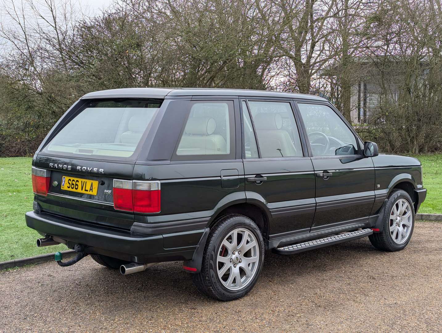 <p>1998 RANGE ROVER 4.6 HSE AUTO</p>