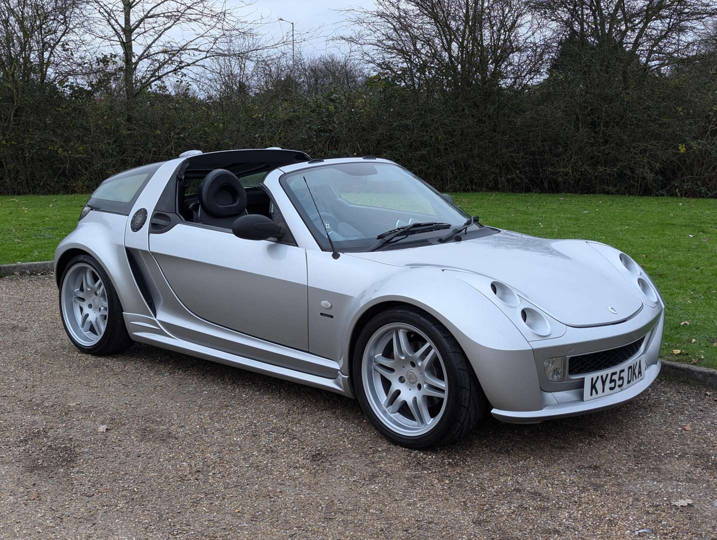 <p>2005 SMART ROADSTER COUPE BRABUS AUTO</p>