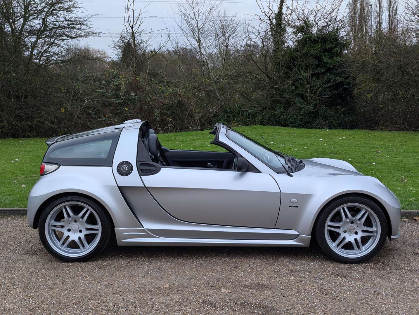 <p>2005 SMART ROADSTER COUPE BRABUS AUTO</p>