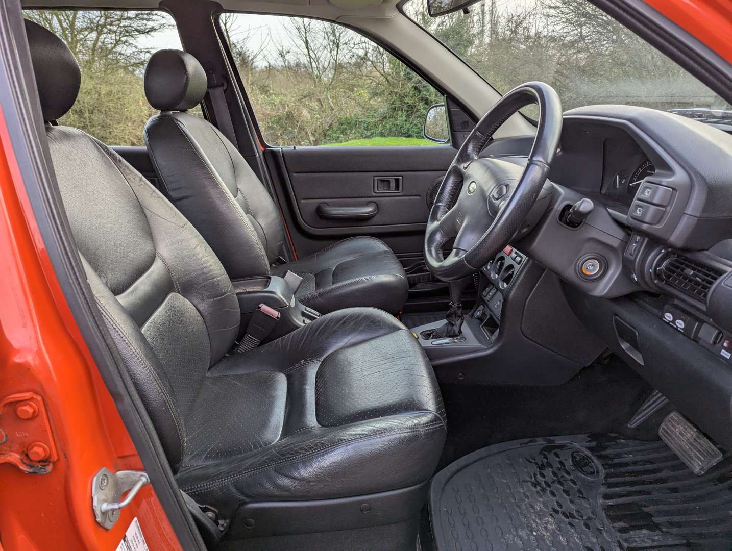 <p>2002 LAND ROVER FREELANDER V6I G4 AUTO</p>