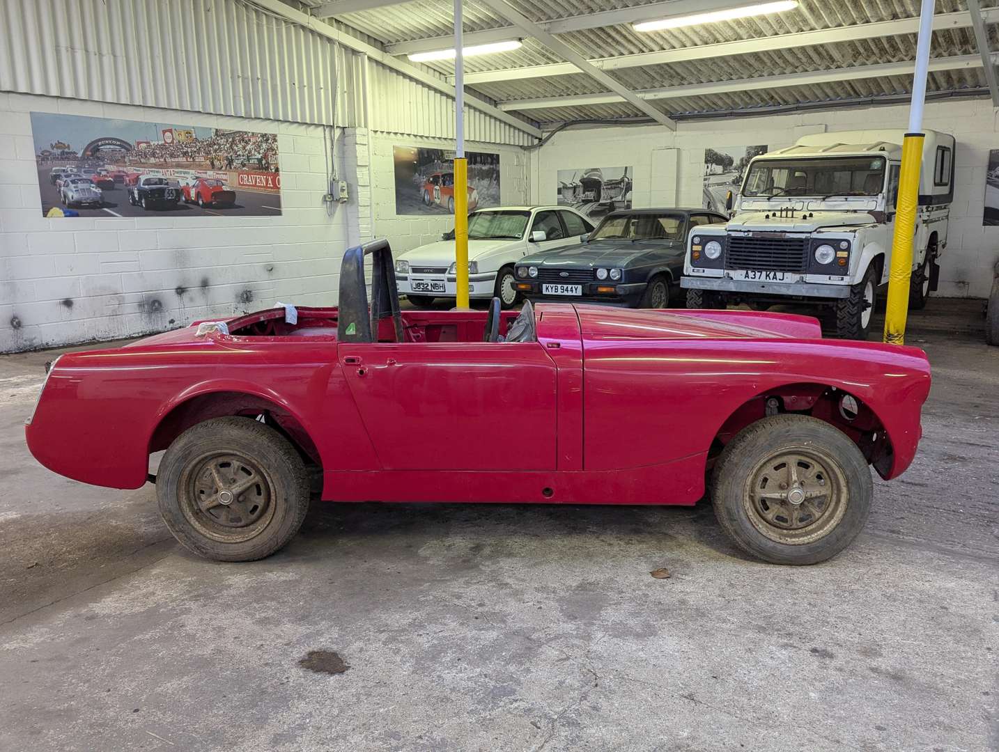 <p>1972 MG MIDGET RWA</p>