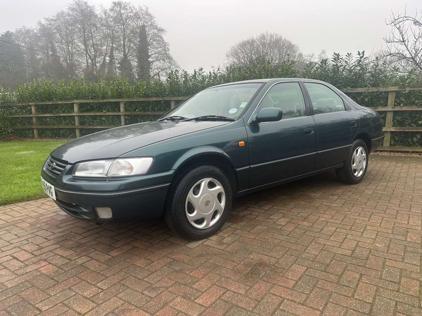 <p>1997 TOYOTA CAMRY 2.2I</p>