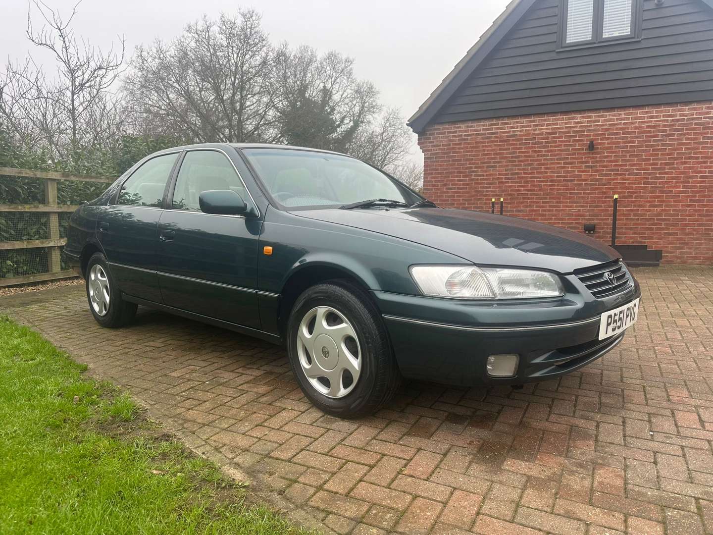 <p>1997 TOYOTA CAMRY 2.2I</p>