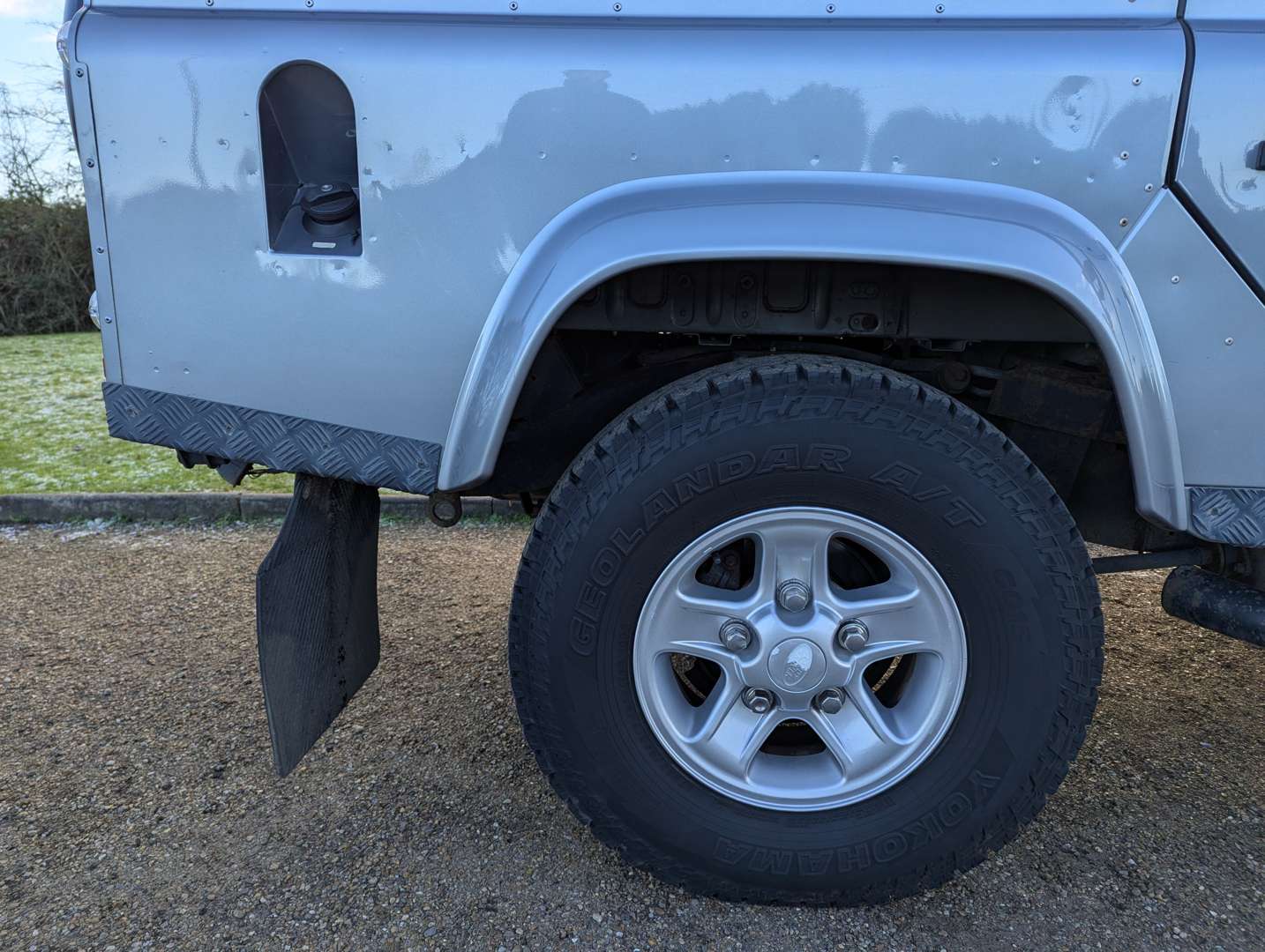 <p>2012 LAND ROVER DEFENDER 110 XS TD D/C</p>