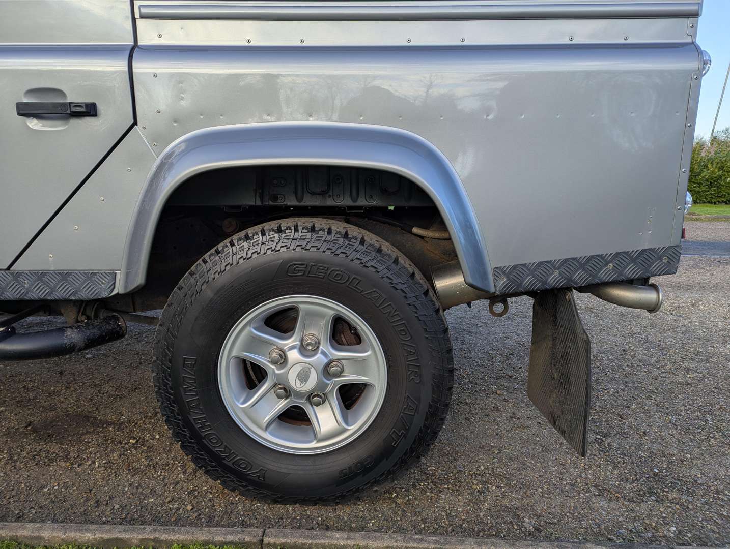 <p>2012 LAND ROVER DEFENDER 110 XS TD D/C</p>
