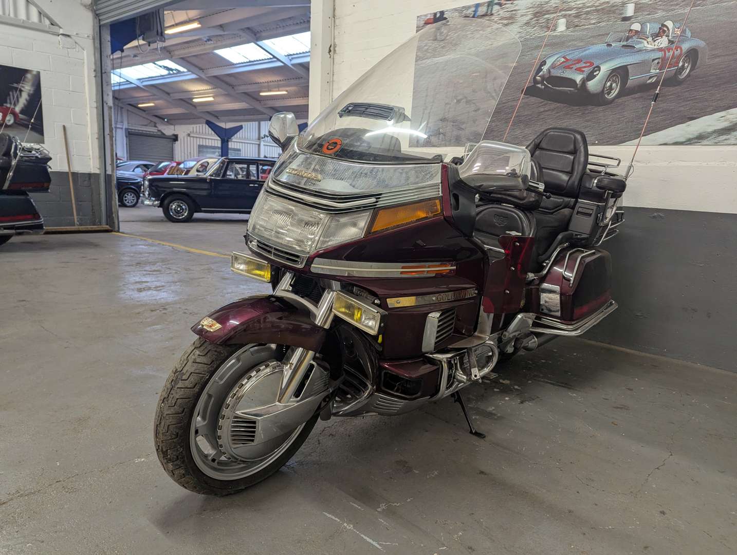 <p>1991 HONDA GOLDWING</p>