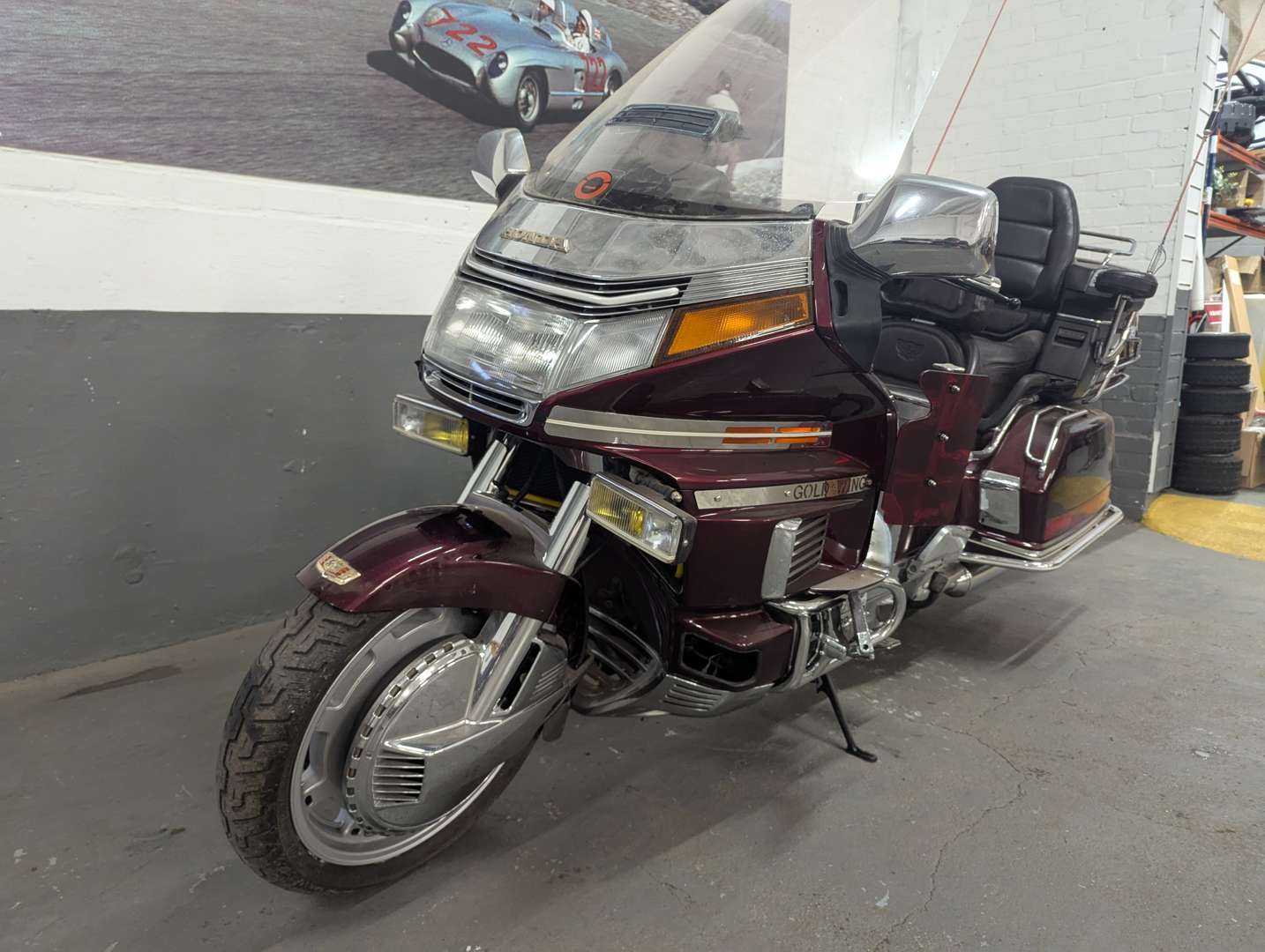 <p>1991 HONDA GOLDWING</p>