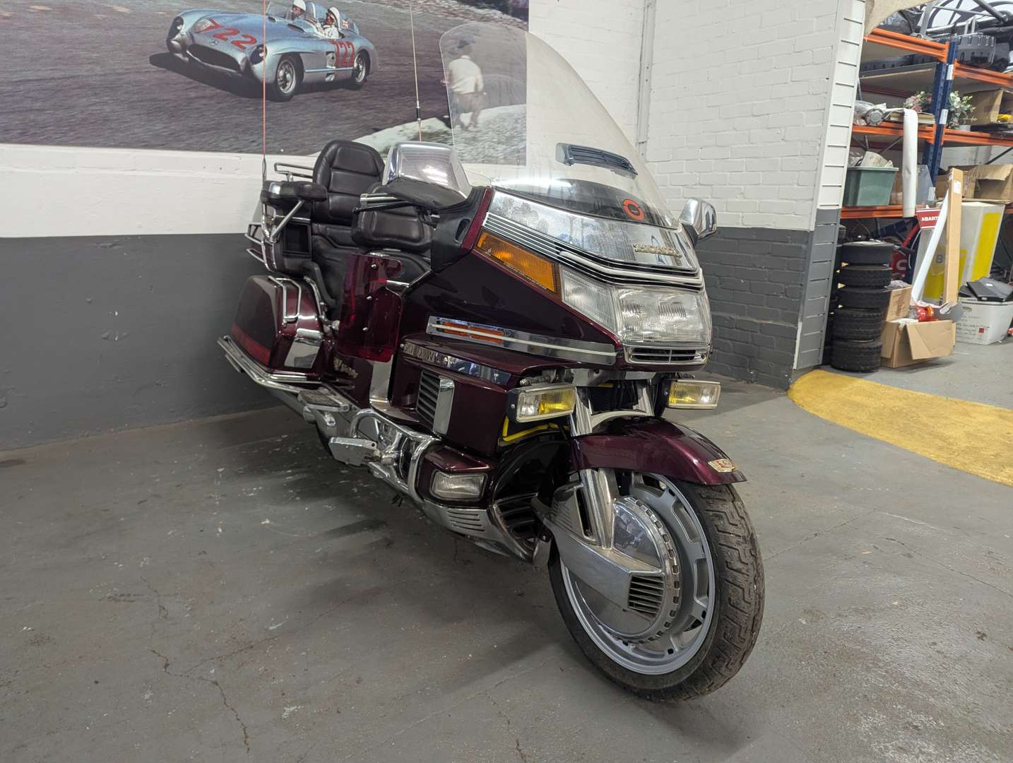 <p>1991 HONDA GOLDWING</p>