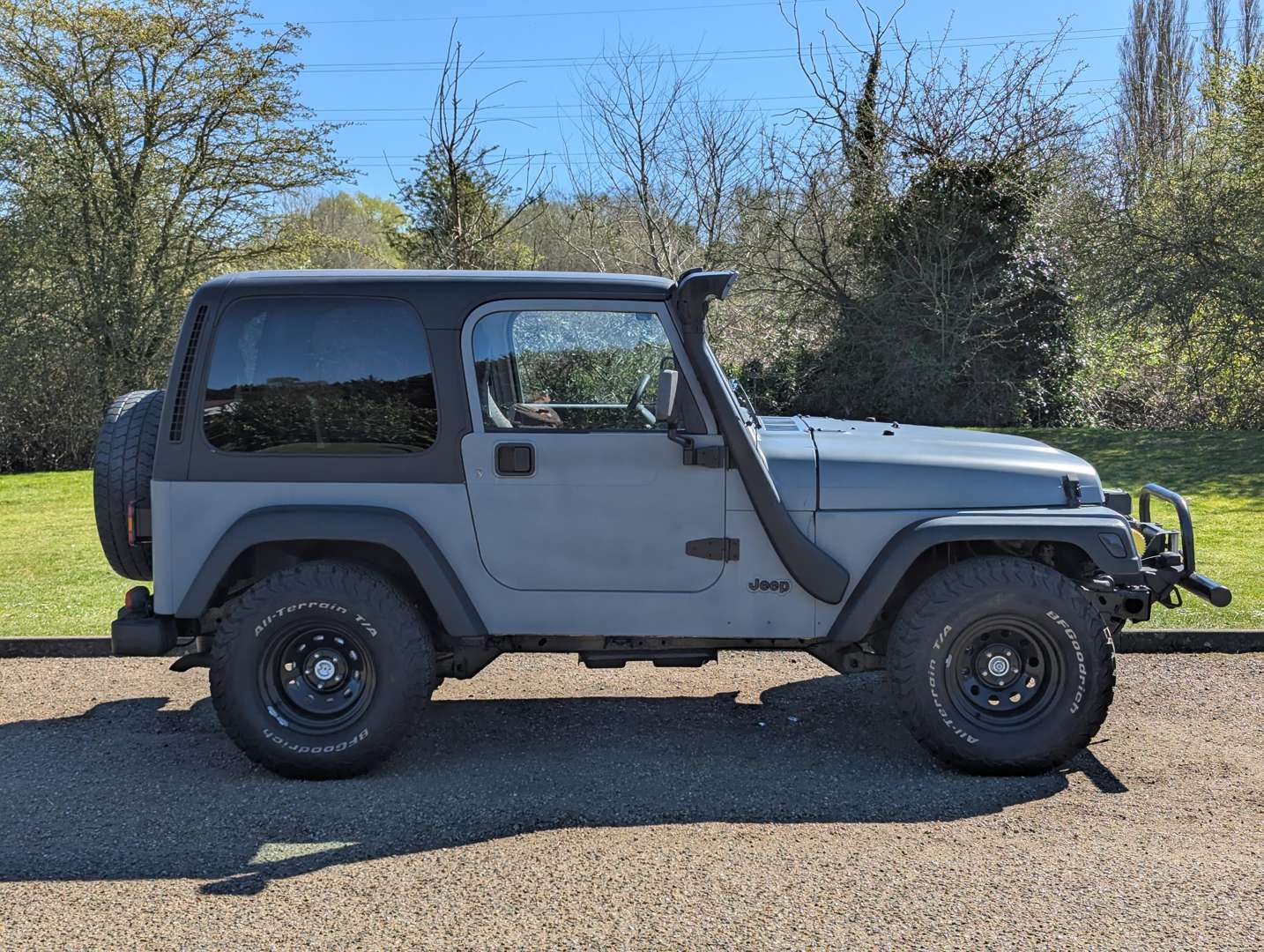 <p>2000 JEEP WRANGLER 2.5 SPORT</p>