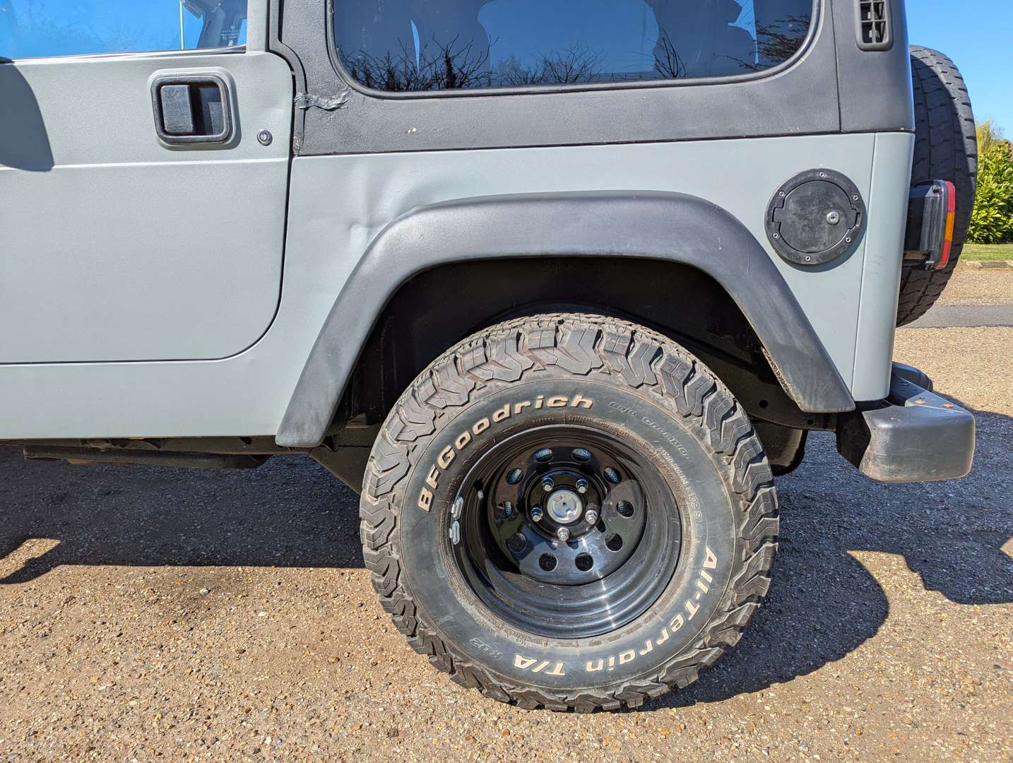 <p>2000 JEEP WRANGLER 2.5 SPORT</p>