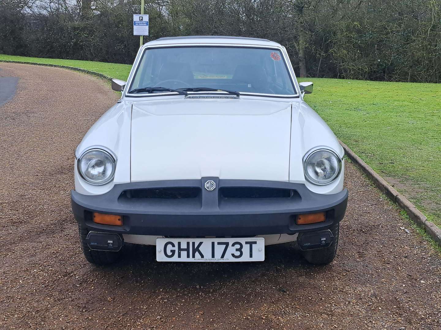 <p>1979 MG B GT</p>