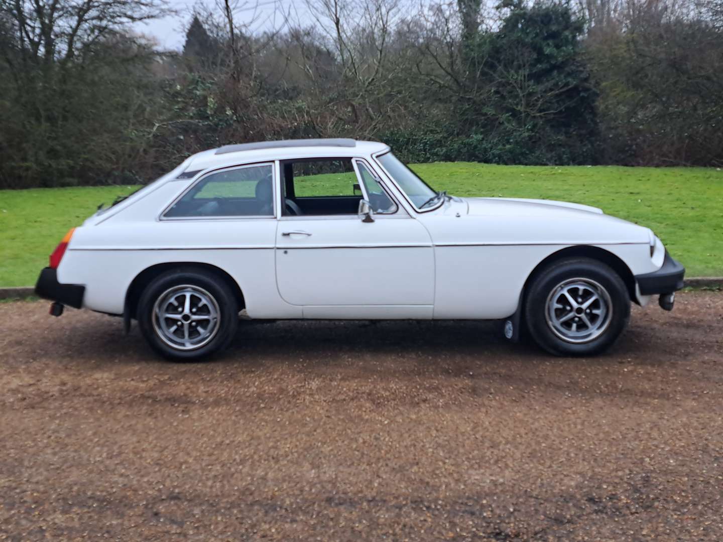 <p>1979 MG B GT</p>