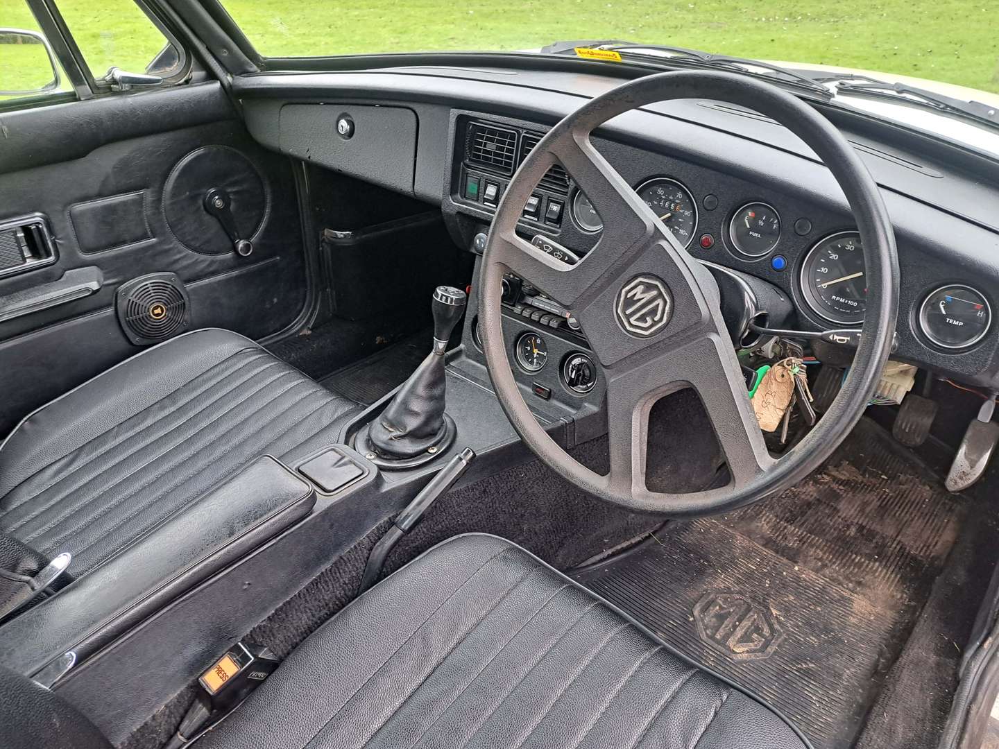 <p>1979 MG B GT</p>