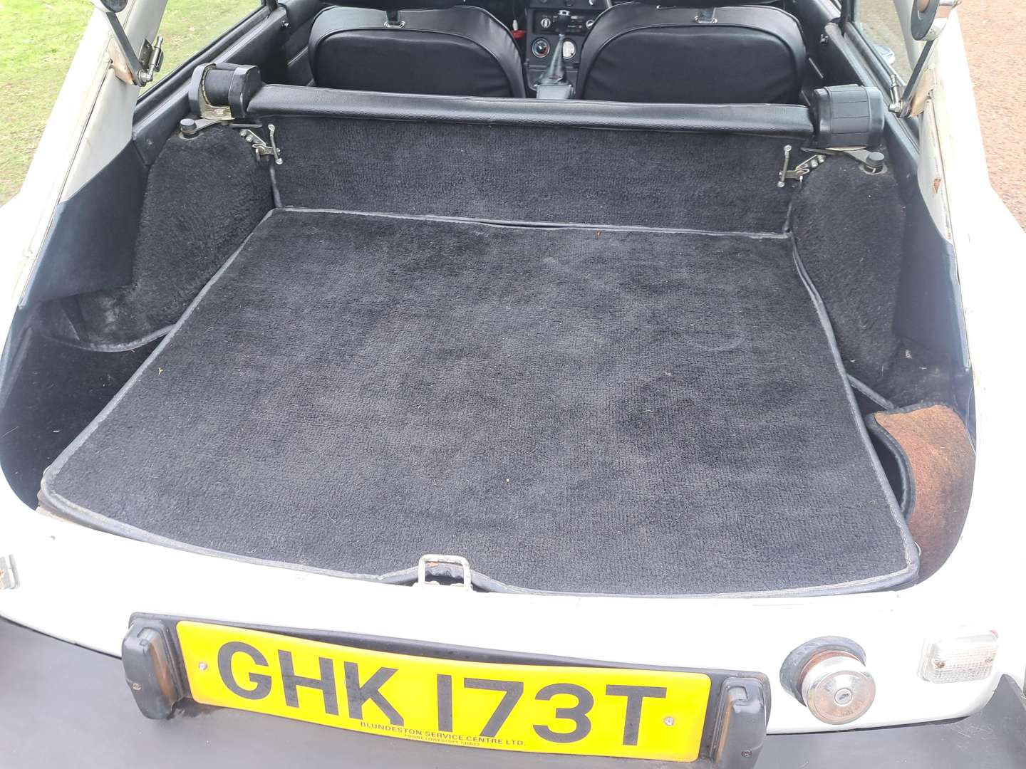 <p>1979 MG B GT</p>