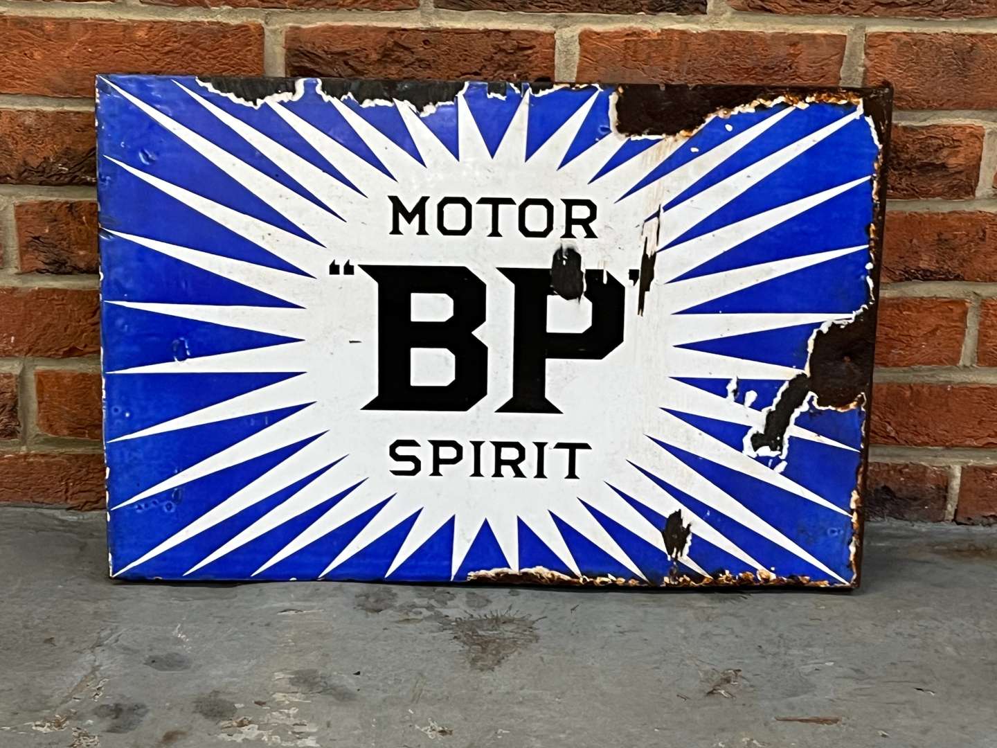 <p>BP Motor Spirit Enamel Flange Sign</p>